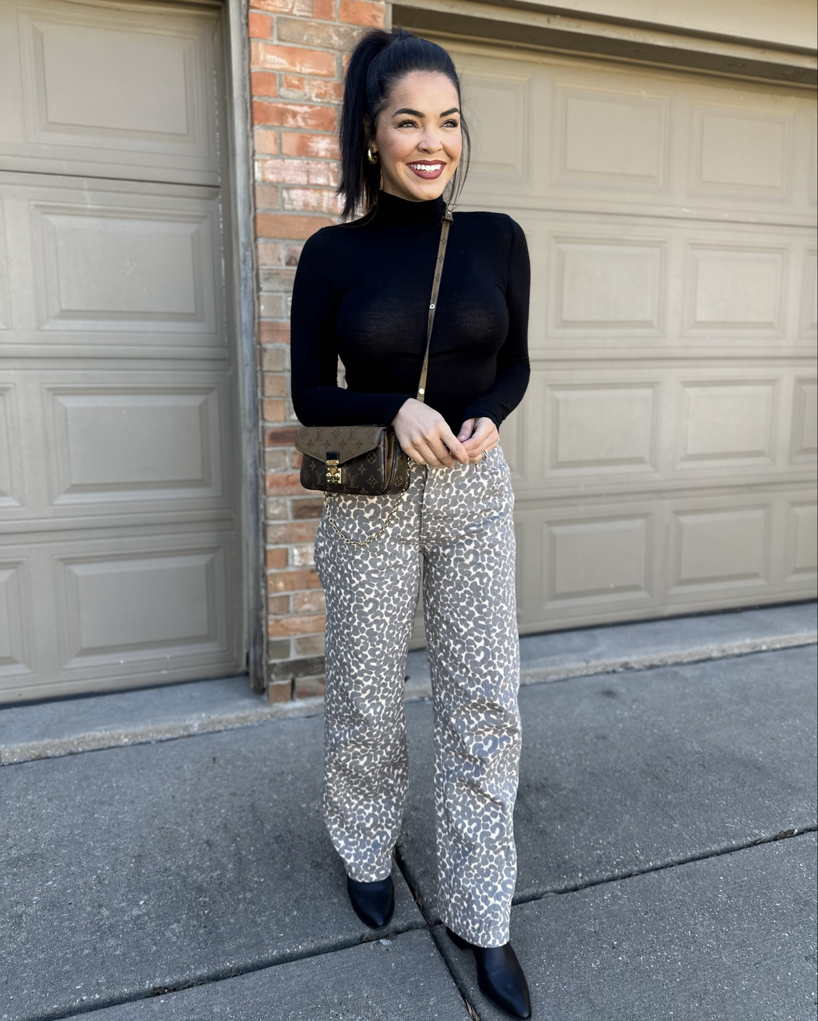 Did someone say leopard is back “in”!? #blackfriday 

#LTKCyberWeek #LTKSaleAlert #LTKFindsUnder50