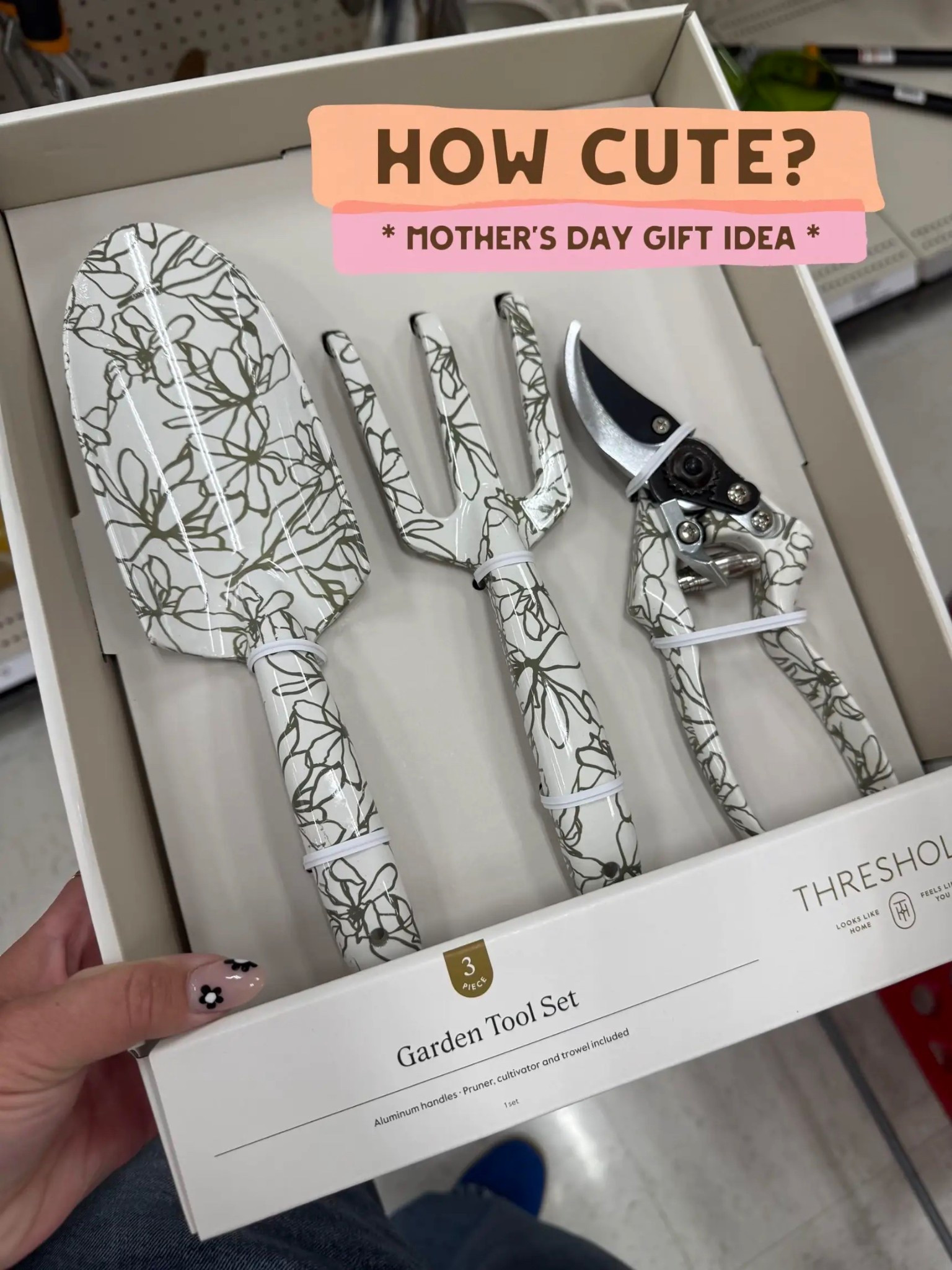 I love this set! Great gift idea for the gardener! 

Tools
Target 
Garden
Spring 

#LTKHome #LTKFamily #LTKFindsUnder50