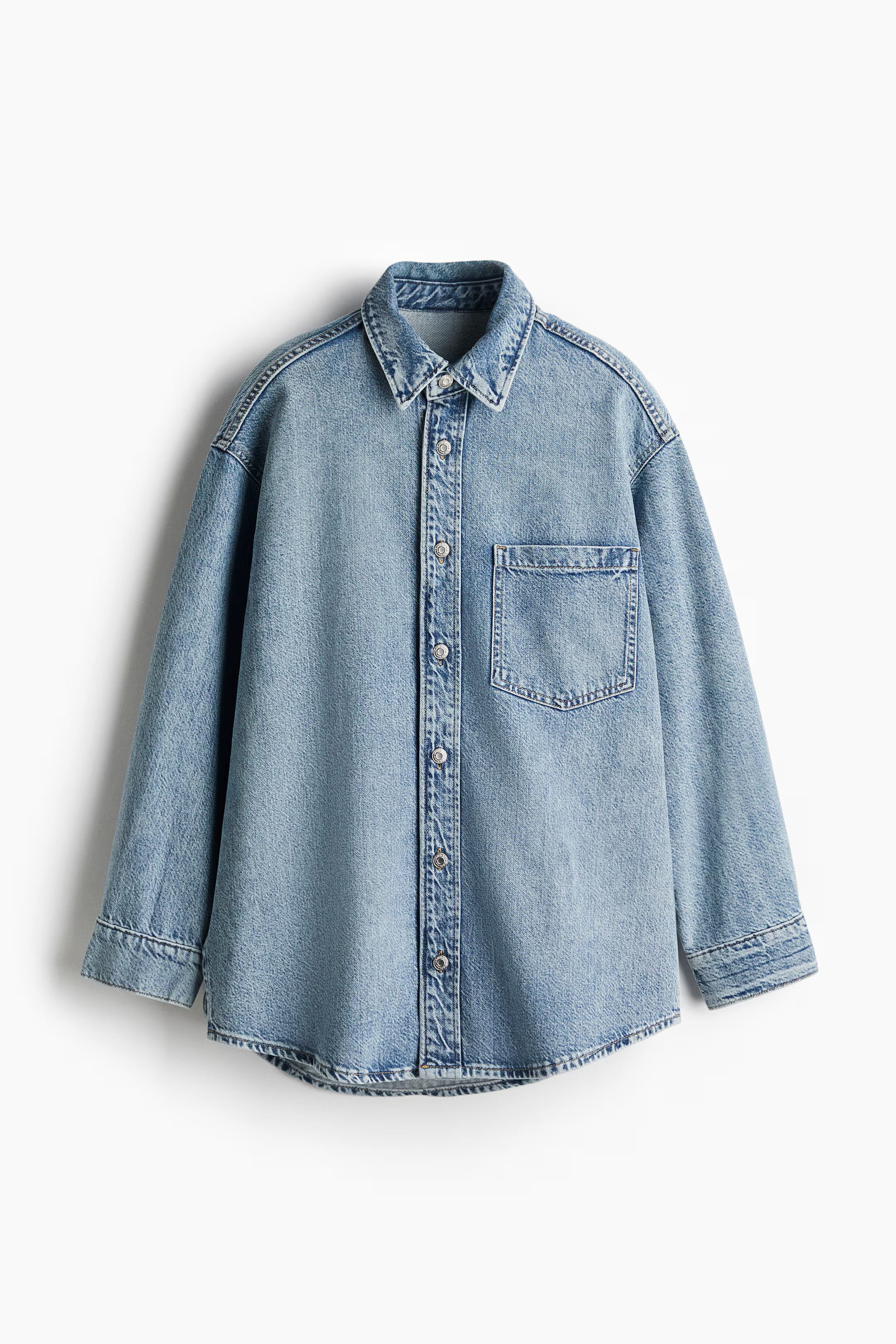 Feather Soft Oversized Denim Shirt - Light denim blue - Ladies | H&M US | H&M (US + CA)