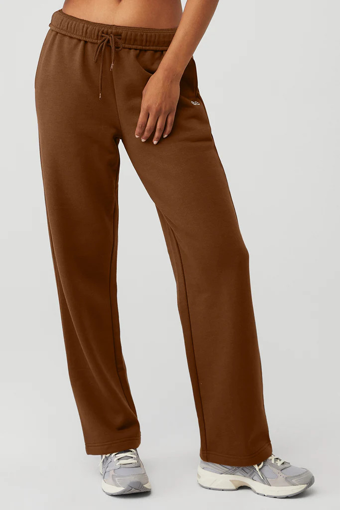 Accolade Straight Leg Sweatpant - Cinnamon Brown | Alo Yoga (US)