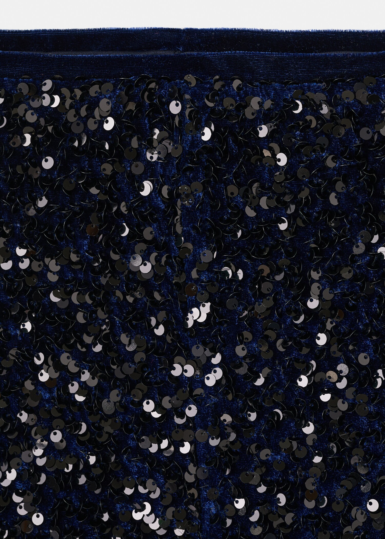 Velvet shorts with sequins | MANGO (UK)