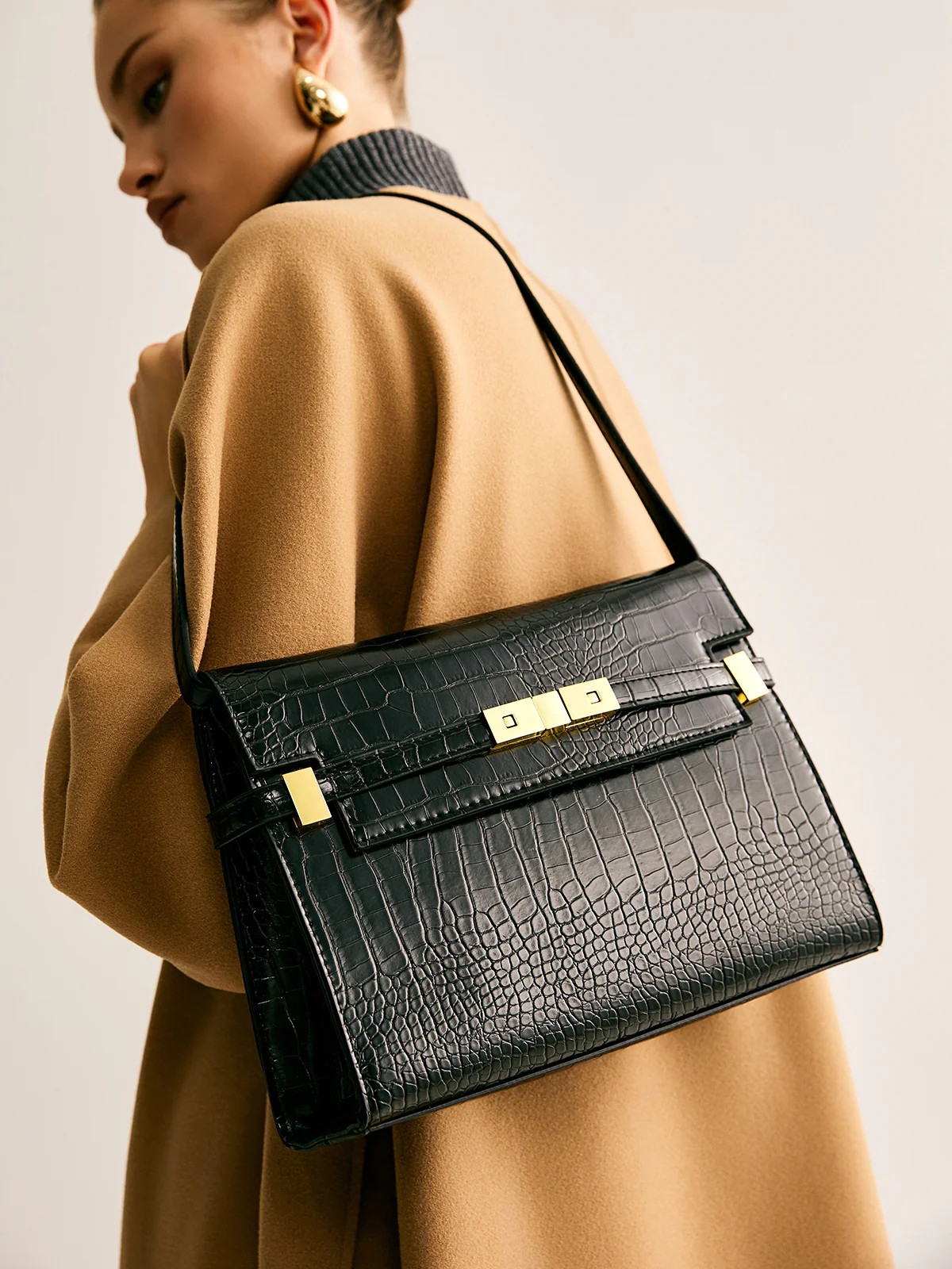 Crocodile Embossed Shoulder Tofu Bag | Commense