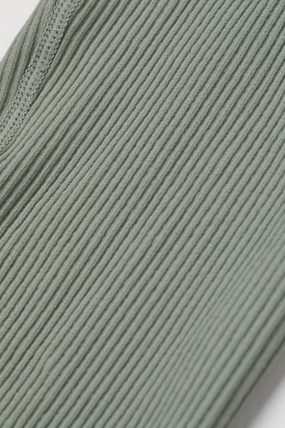 Seamless Leggings | H&M (US + CA)