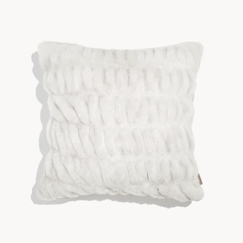 Creamy Cloud Pillow | Lola Blankets