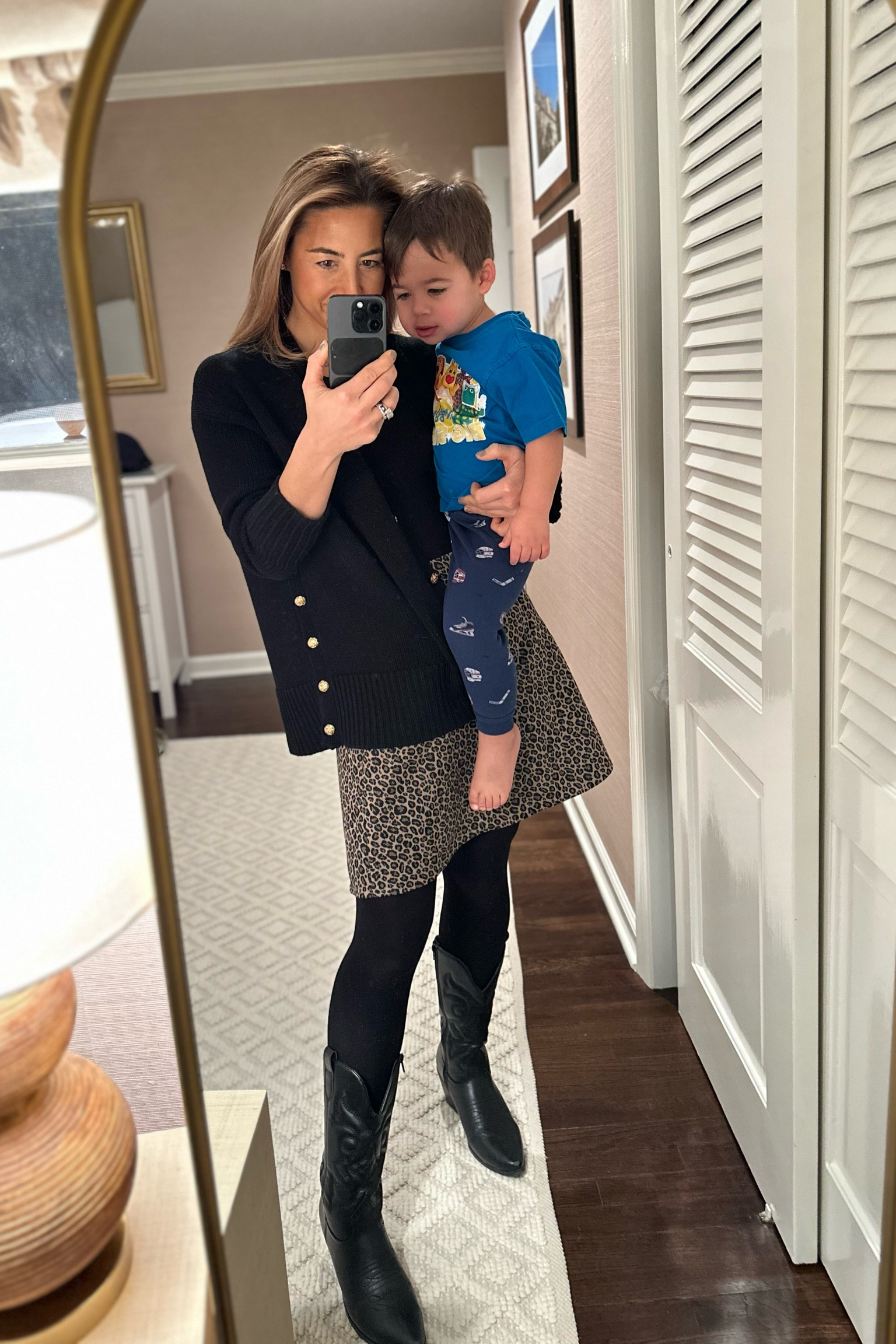 Patterns all over the place #teacher #ootd #mom #leopardprint

#LTKworkwear #LTKbeauty #LTKstyletip