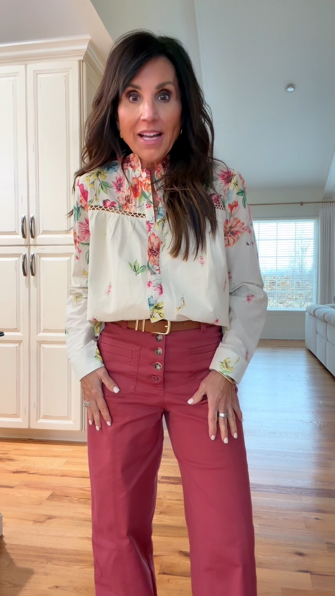 Spring collection from AVARA.

CYNDI15 for 15% off first time orders.

Top - small 
Pants - 2

 #avaraista @shopavara 

#LTKSeasonal #LTKOver40