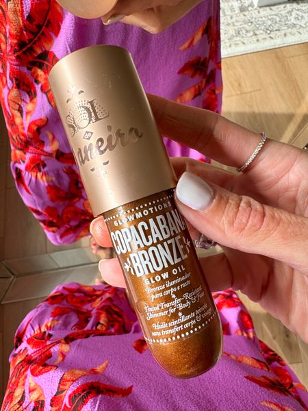 This viral glow oil is so so good if you’re going anywhere anytime soon, vacation or have any kind of event grab this and you will glow and be bronzed!!!!✨✨✨✨

#LTKbeauty #LTKfindsunder50