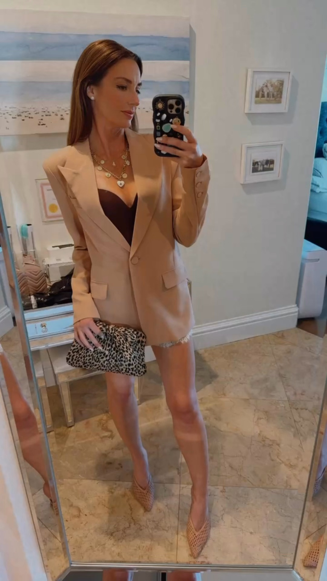 Going out neutral blazer

#LTKTall #LTKOver40