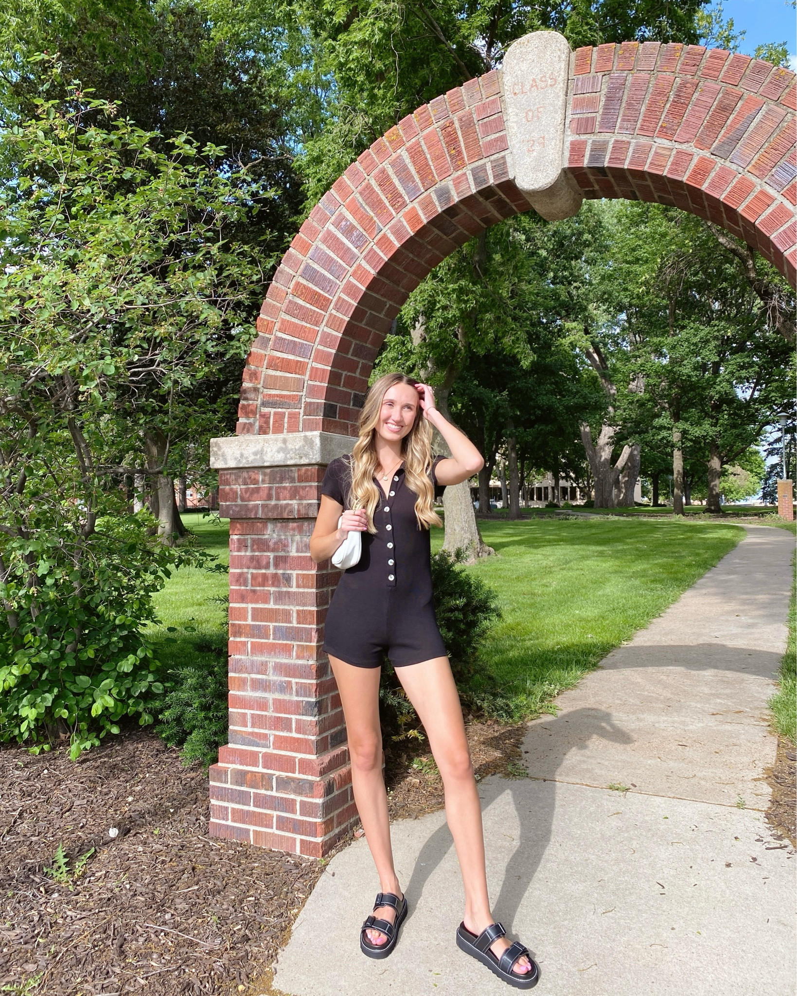 romper: size US 4

princess polly, romper outfit, summer outfit, casual ootd

#LTKStyleTip #LTKSeasonal #LTKFindsUnder100