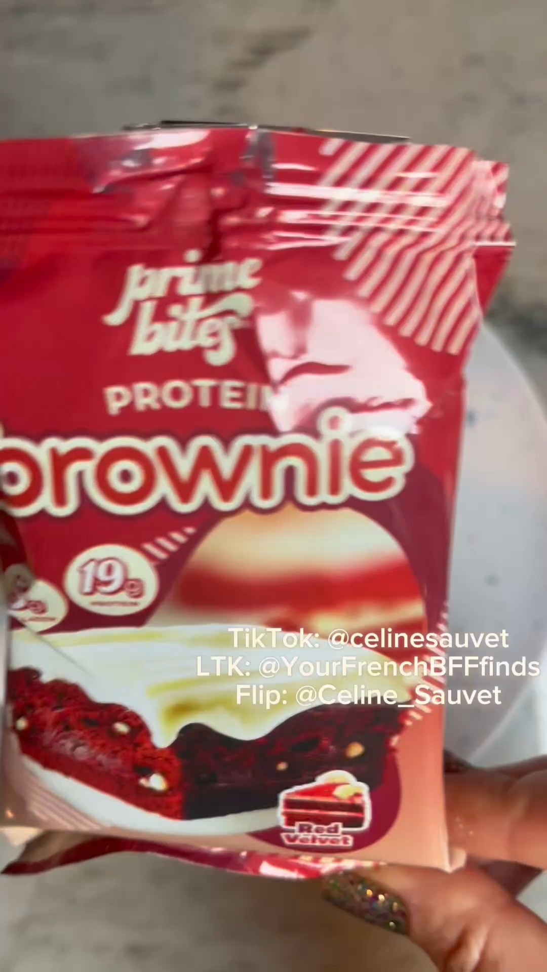 Prime Bites Low-Sugar Protein Red Velvet Brownies with collagen

Brownie Revolution Loading... 🍫

Brownies that love you back? Found them! 🤤

Let me introduce you to my new obsession - Prime Bites protein brownies! Low sugar means no crash, added collagen for that skin glow, and protein to keep me going! Finally found treats that don't make me choose between yummy and healthy! 

♦️Delicious Red Velvet flavor (put it in the microwave oven for about 15 seconds to get that freshly baked result)‼️😋
♦️1️⃣2️⃣ brownies in total per box
Click on the 🛍️ icon to get yours‼️

#HealthySnacking #ProteinTreats #FoodieFinds #CleanEating
#primebitesproteinbrownie #proteinbrownie #proteinsnack #proteinsnack #primebites #redvelvetproteinbrownie #redvelvetbrownie #redvelvet #redvelvetlover #collagenbrownie #LTKFitness 

#LTKActive #LTKOver40