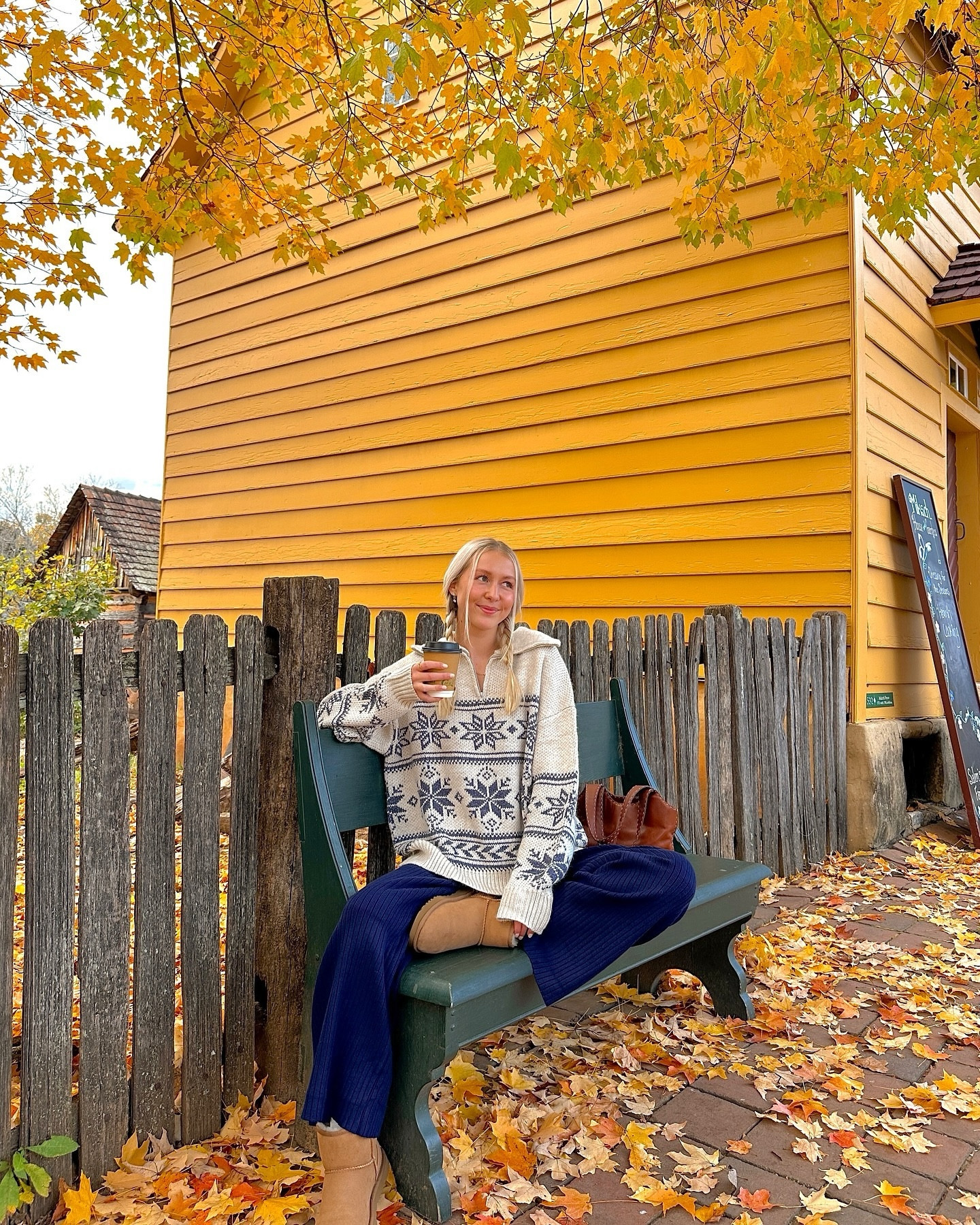 crisp air & cozy vibes 🍁💫
everything is from @greybandit code Hillary to help you save! ✨ wearing size small in pants + sweater 

#falloutfitideas #falloutfitinspo #pinterestaesthetic #pinterestoutfit #fallvibes🍁 #fallaesthetics #cozyvibes #cozyliving