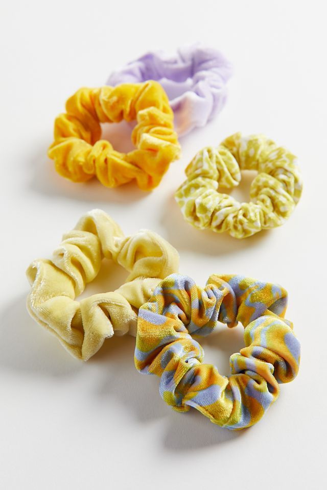 Velvet Scrunchie Set | Urban Outfitters (US and RoW)