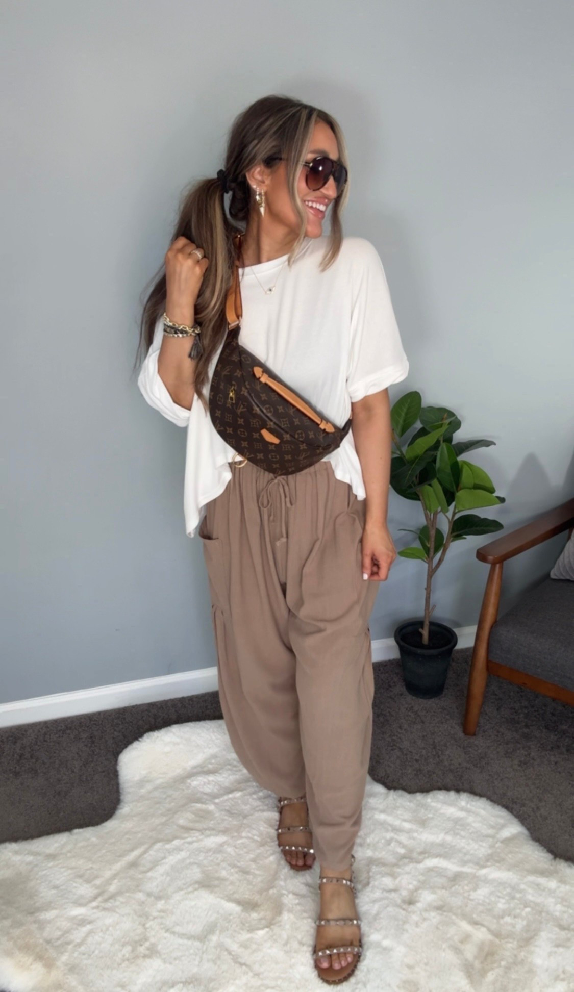 Easy Breezy Amazon Spring/ Summer outfit! 

Too Small 
Pants Medium


🫶🏼 Save 15% on my jewelry at Melinda Maria code RACHELR





Affordable Amazon outfit linen pants neutral ootd easy mom outfit summer style spring style chic Louis Vuitton Amazon finds free people inspired 

#LTKStyleTip #LTKFindsUnder50 #LTKSeasonal