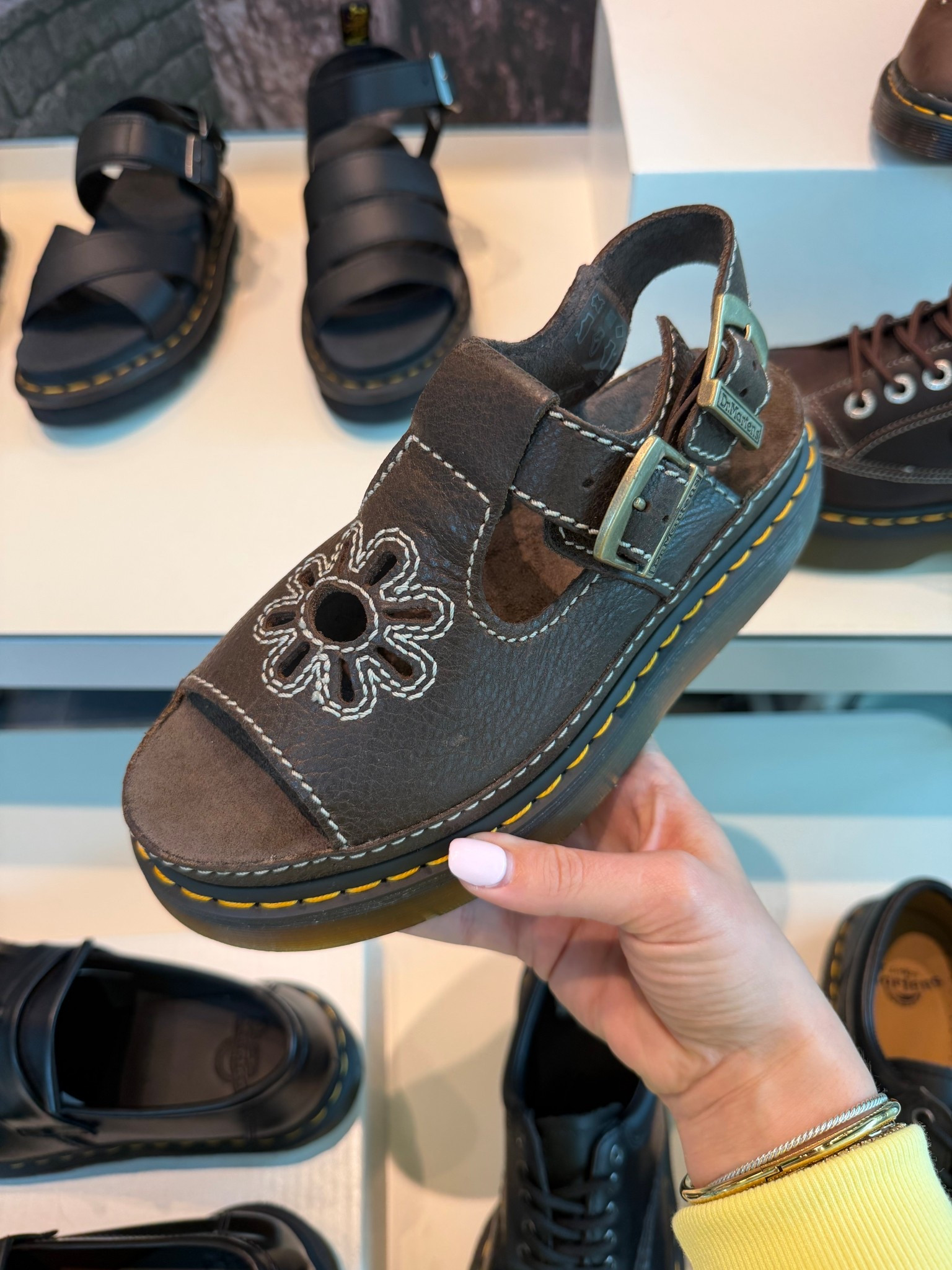 I cant believe these are baaack!! I had these in middle school! 