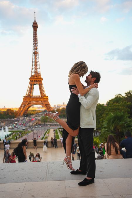 POV: you convinced your husband a cheesy, romantic photoshoot at Trocadéro was an absolute necessity and regret nothing 😍😍😍 