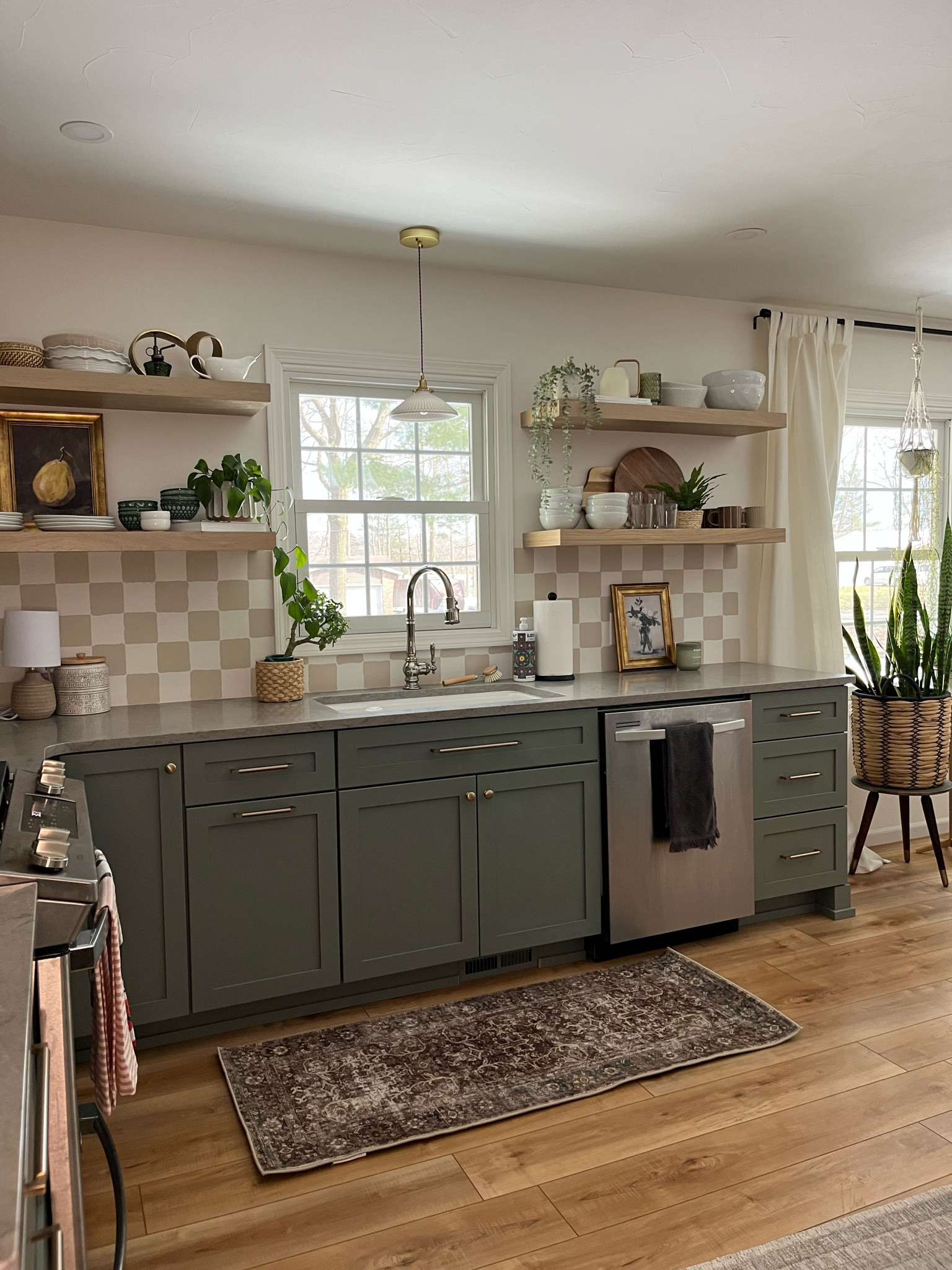 Shelfie refresh

#LTKsalealert #LTKhome