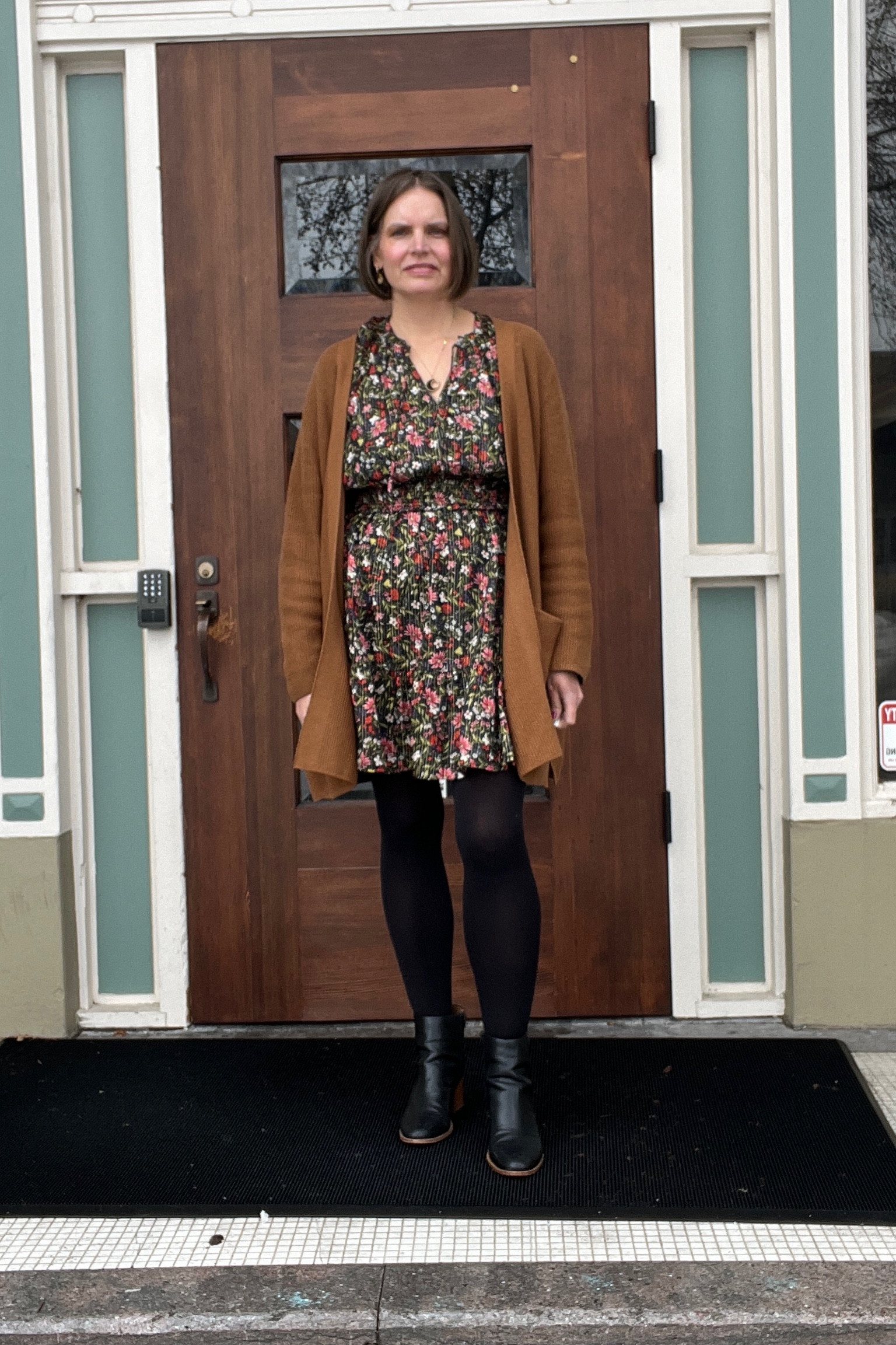 Rainy and freezing edition 

#LTKmidsize #LTKover40 #LTKSeasonal