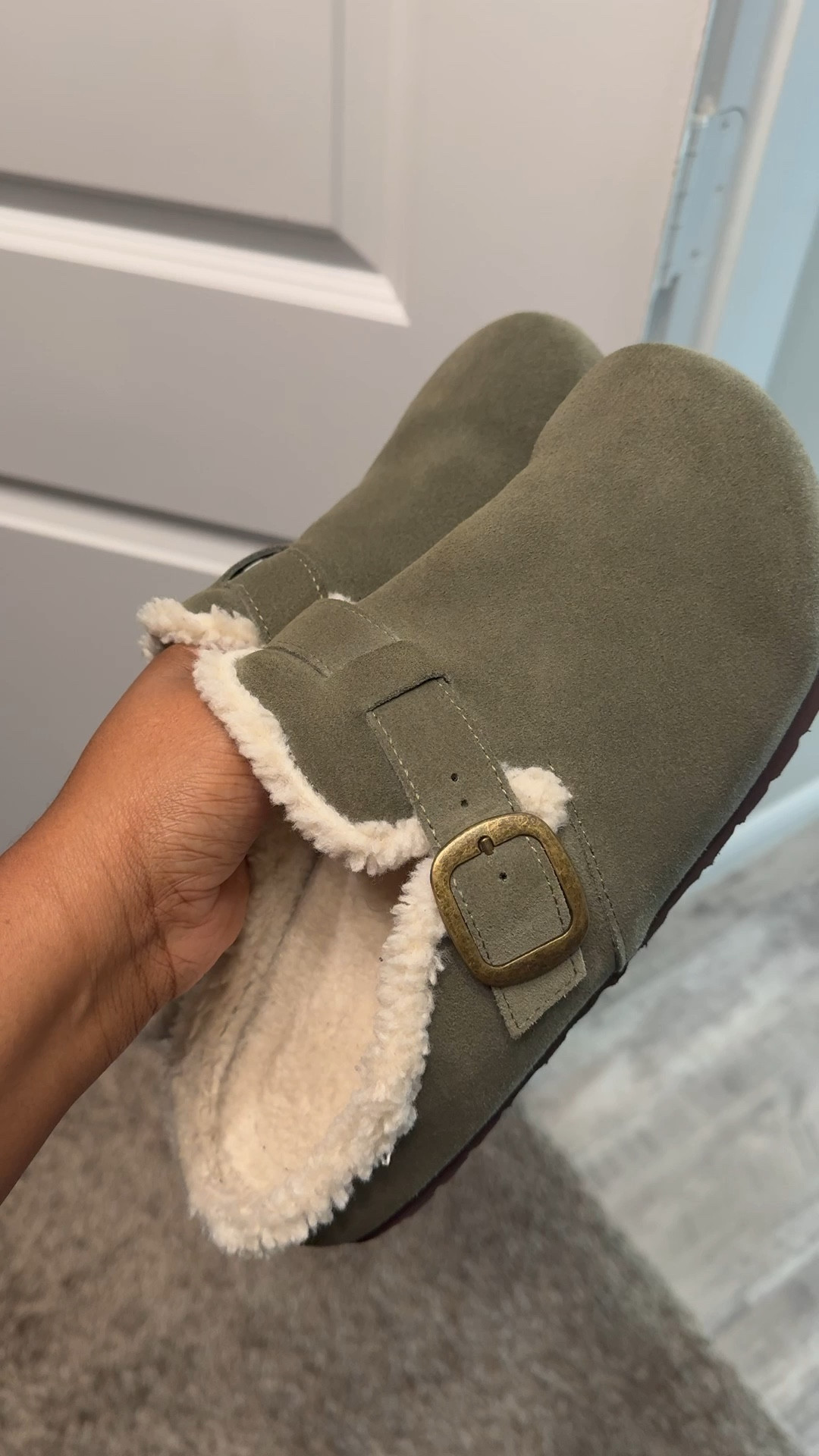 High versus low crocs. My coach crocs versus my Amazon wide width suede & fur crocs. 

Amazon finds. Amazon wide width shoes. Amazon shoes. Plus size fashion. Shoe finds. House shoes. Everyday shoes. Women’s shoes .

#LTKSeasonal #LTKPlusSize #LTKShoeCrush