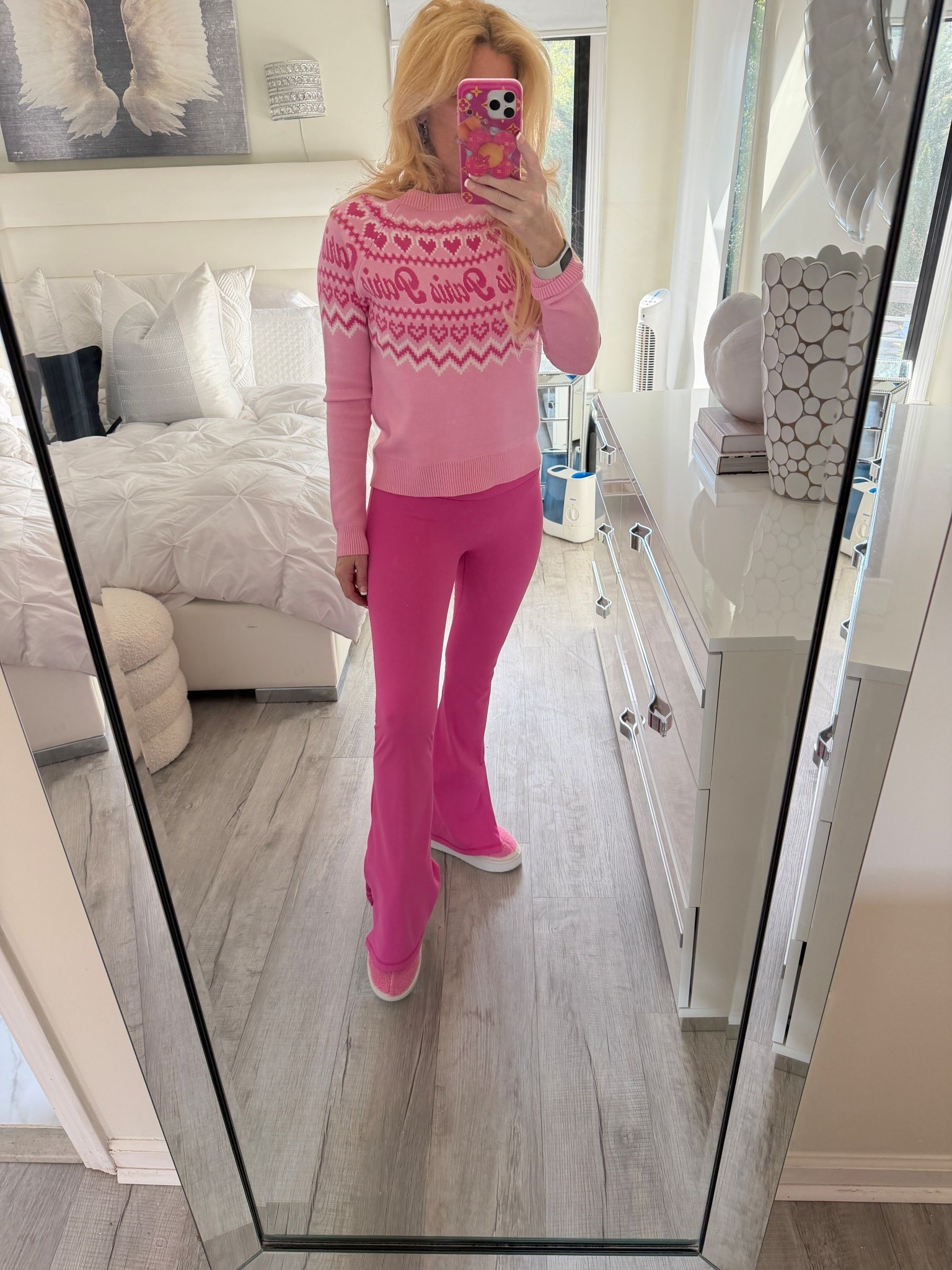 Ootd sweater is Paris Hilton 

#LTKgrwm #LTKHoliday #LTKootd