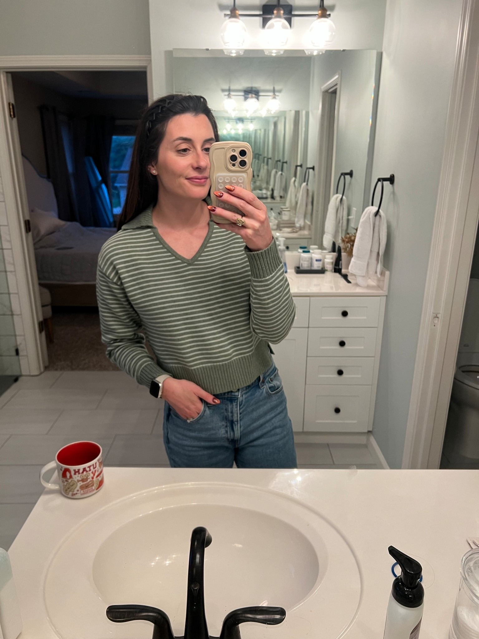 Perfect Olive sweater for fall. Slightly cropped. V-neck w/ collar. Wearing a small  

#LTKWorkwear #LTKSaleAlert #LTKSeasonal