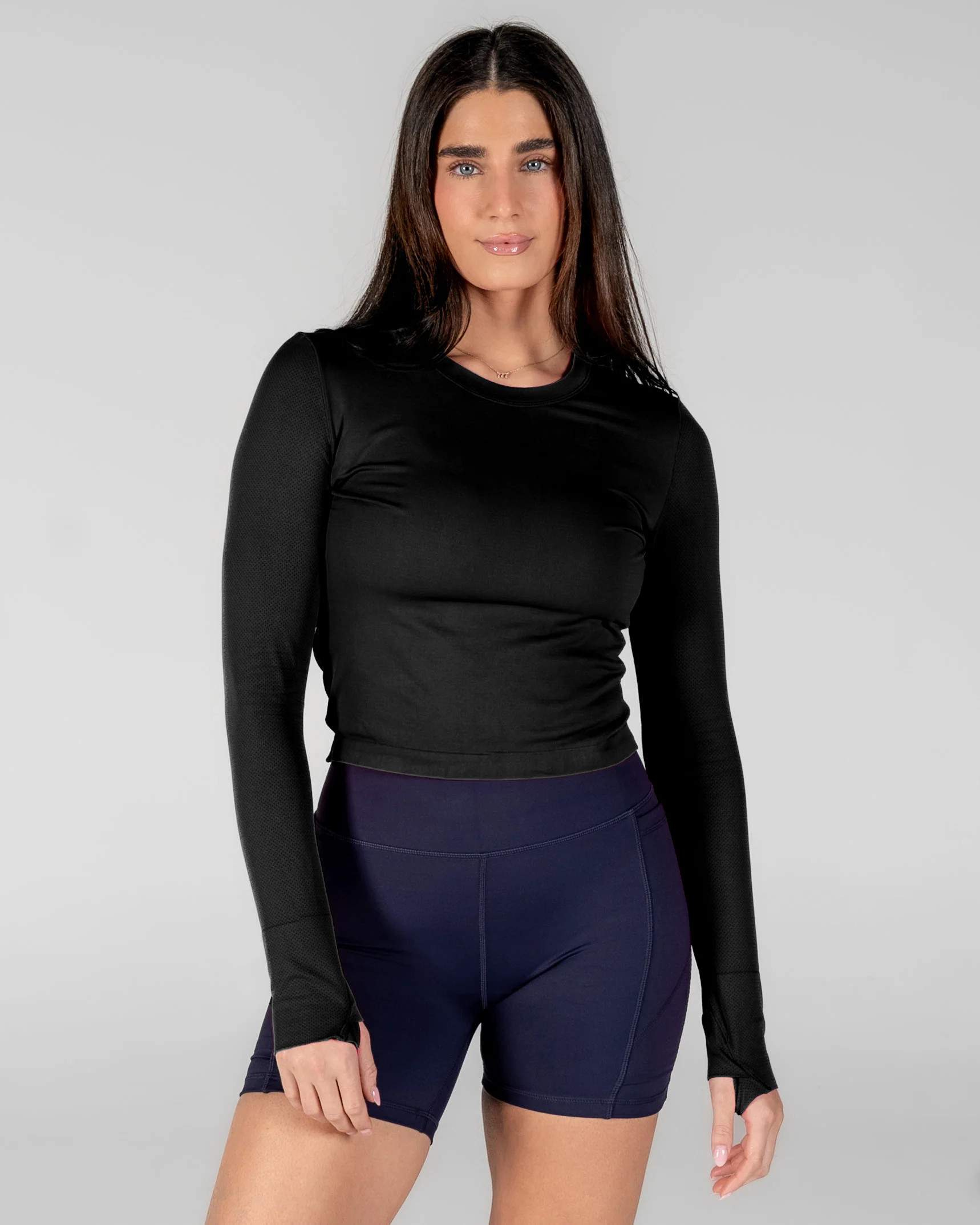 Tempo Seamless Long Sleeve (Mid-Length) - Black | Senita Athletics