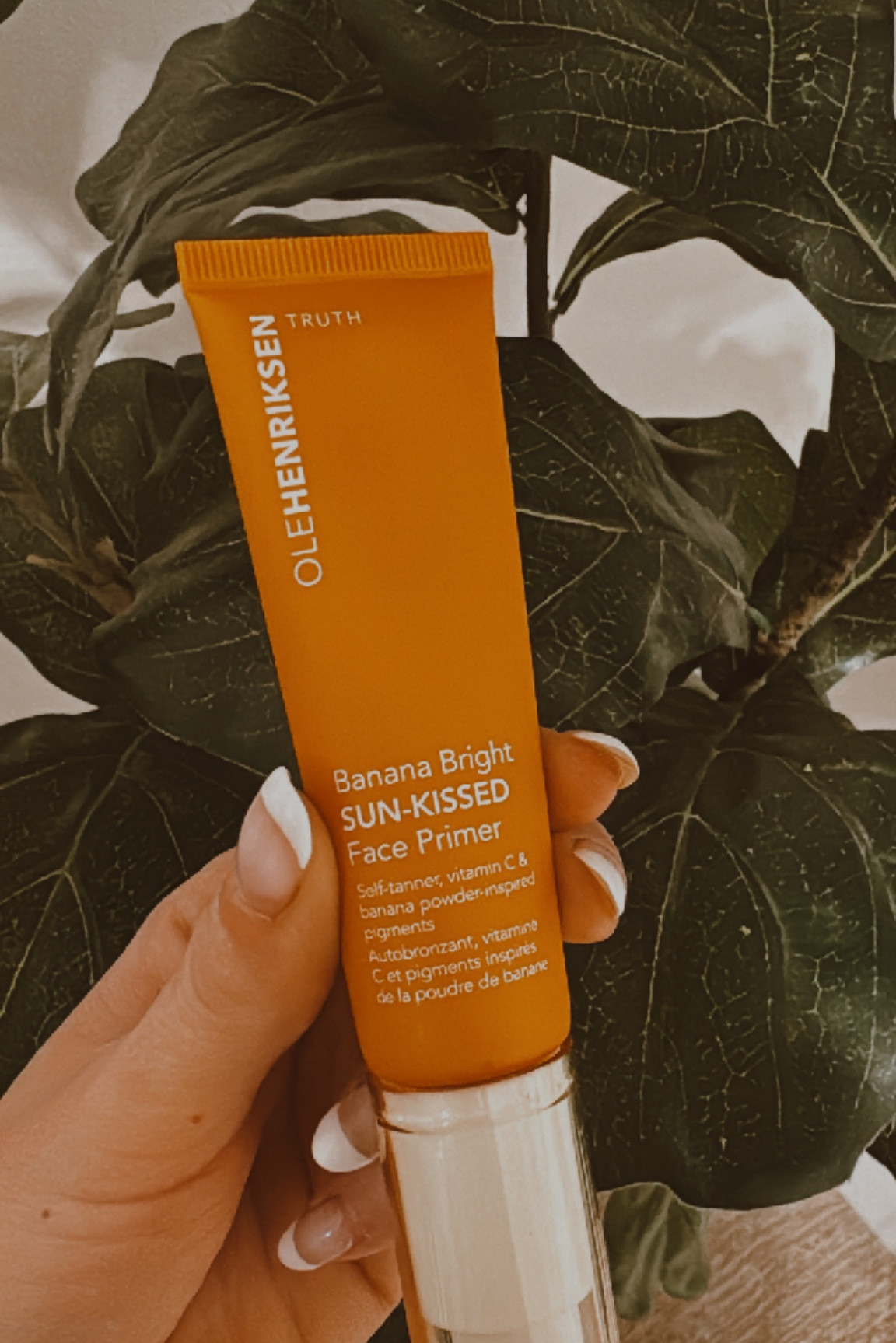 New favorite face primer! Banana Bright Sun-Kissed primer has vitamin C and gradually builds the perfect tan. I’m obsessed!!

#LTKfindsunder50 #LTKtravel #LTKbeauty
