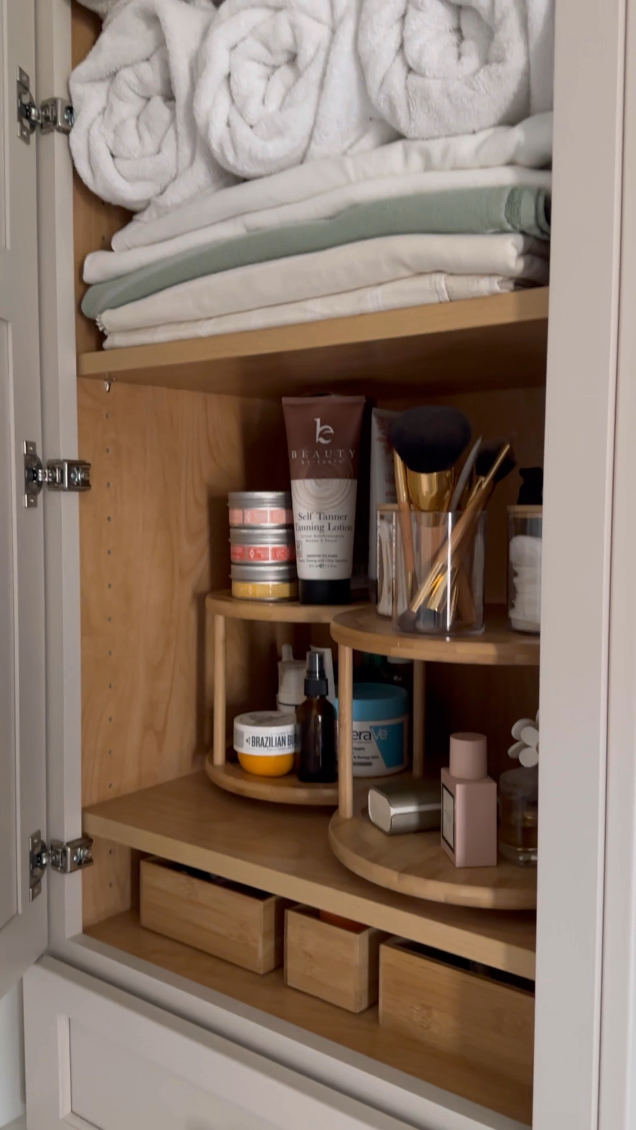 The key to organization is to simplify, prioritize and create accessibility ✨ On the blog, I’m sharing tips and products used to organize my primary bath. View and shop the space at the link in bio!
•
If you’re wondering, the gel keeps the trays from moving around and causing damage to your drawers! A tik tok hack I found that takes little time to do.
•
•
•
Home organization, spring cleaning, bathroom organization, under the sink organization, make up organizer, bamboo organizers, clean home, bathroom cabinets, amazon home 

#LTKunder50 #LTKhome #LTKstyletip