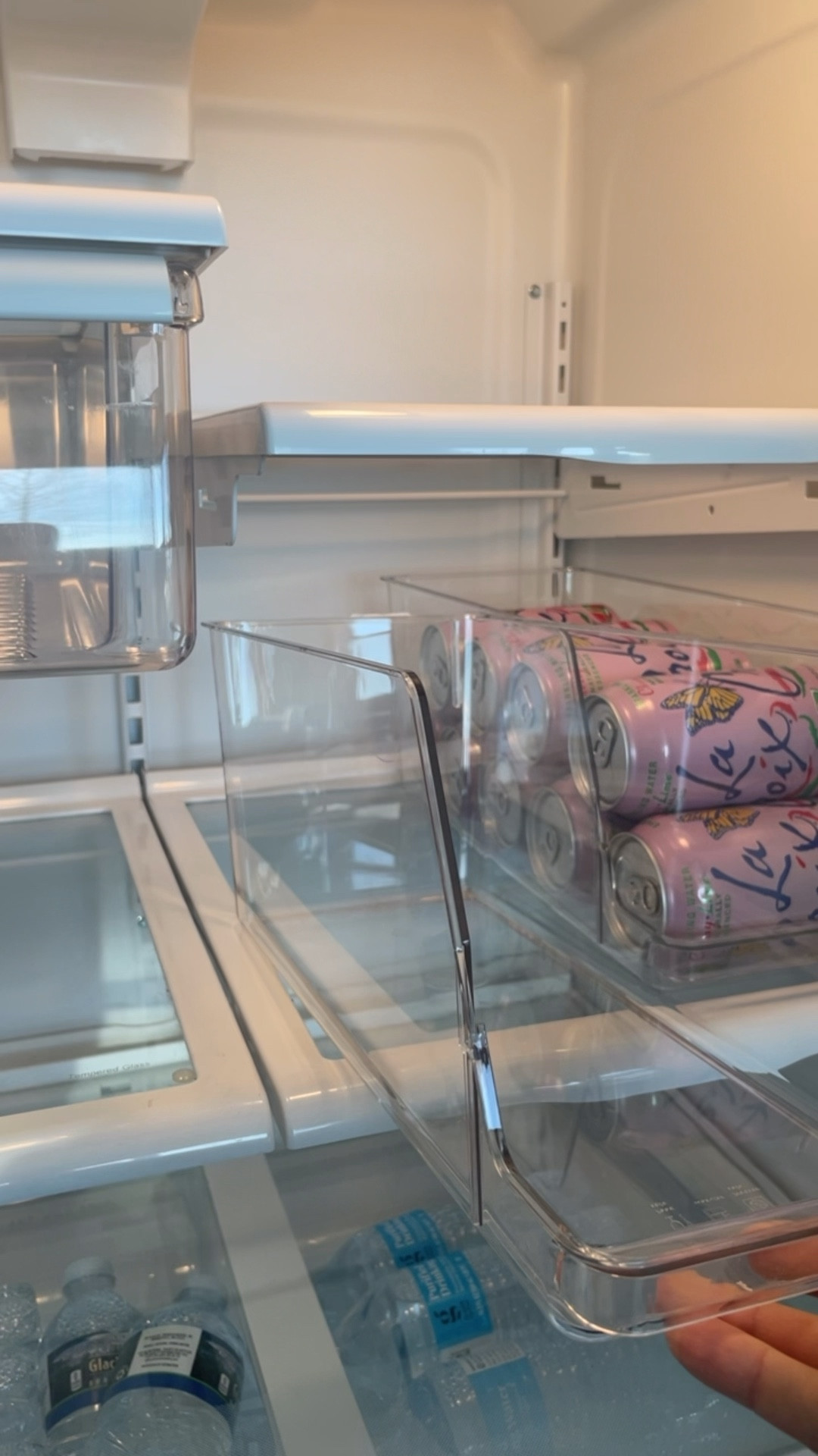 A solution to organize your beverages. 