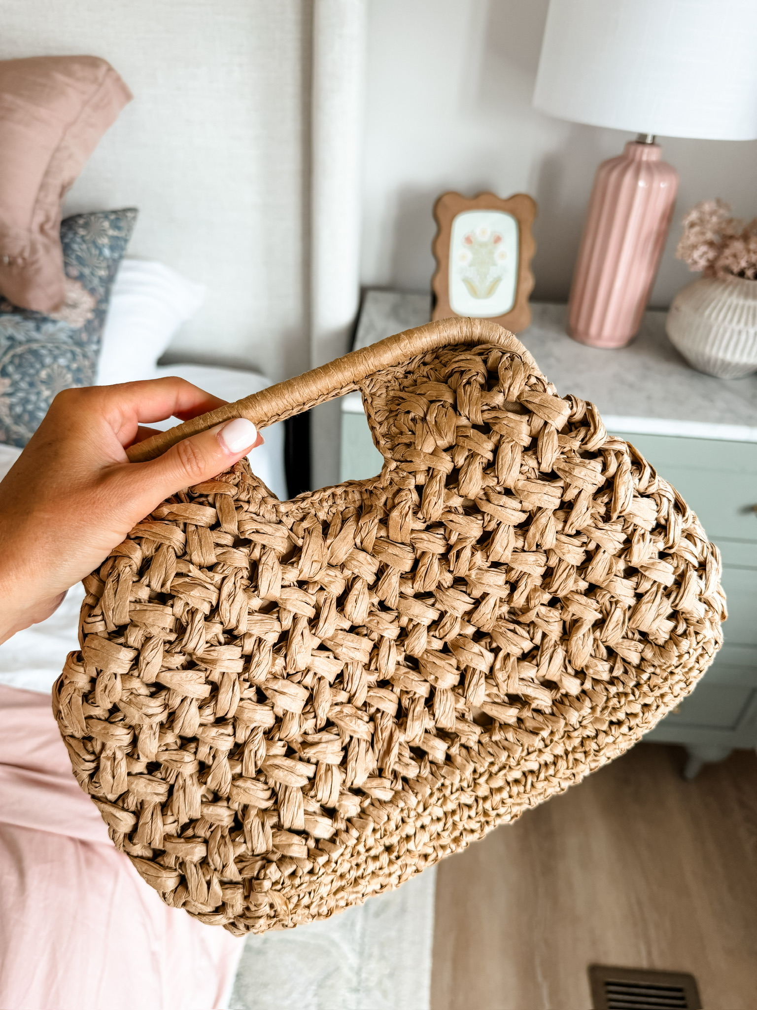 This straw clutch is a vacation must-have! It will go with all your outfits for dinners out!

Loverly Grey, vacation finds, straw bag, straw clutch, resort wear, Amazon 

 #LTKSeasonal