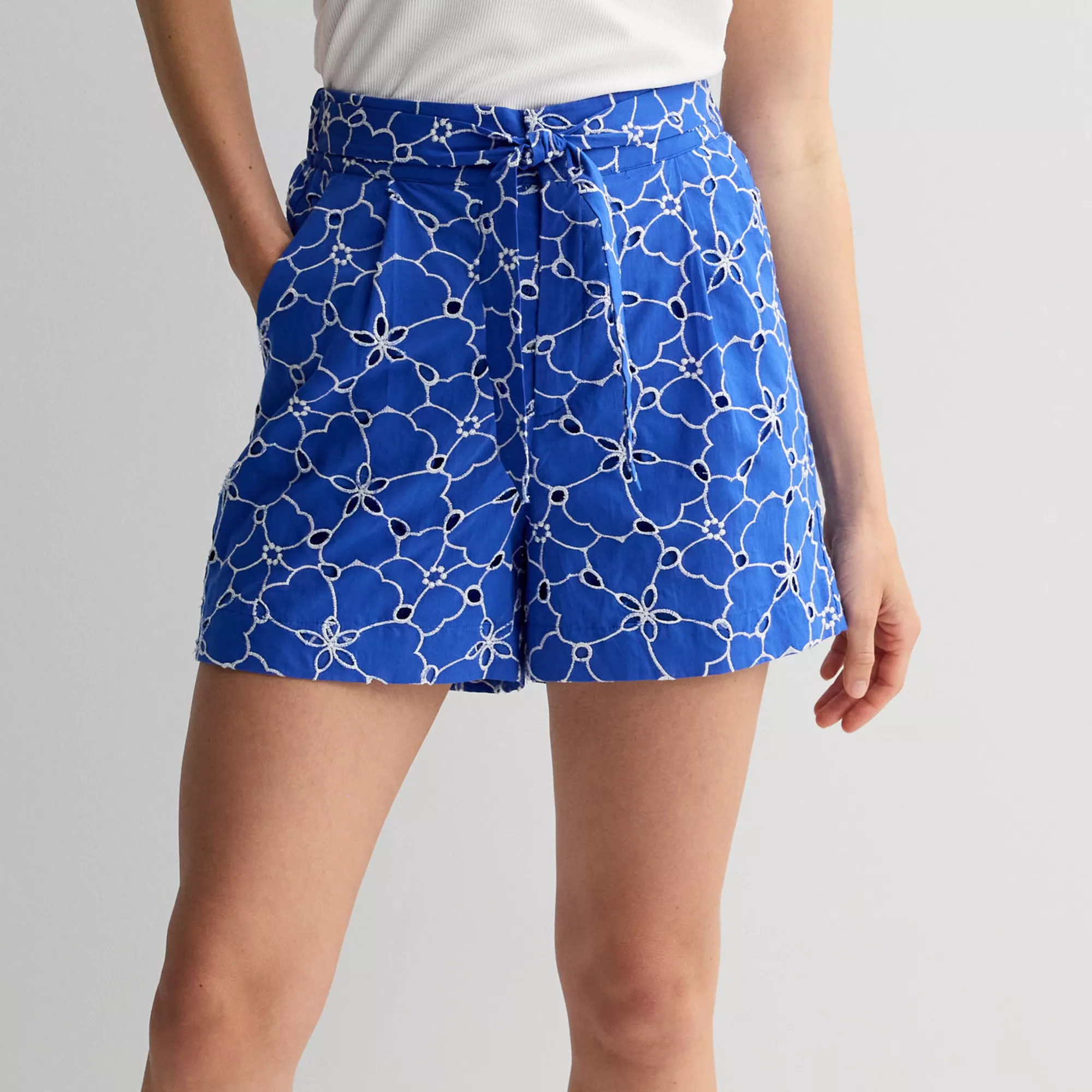 Women’s Draper James Embroidered Tie Waist Shorts | Kohl's