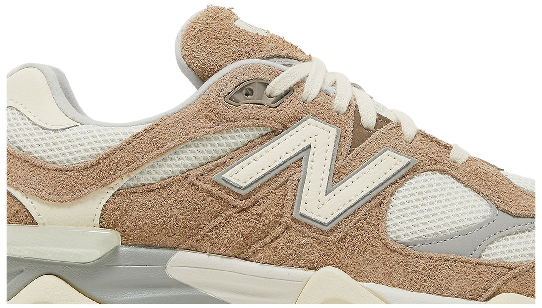 Buy 9060 'Driftwood' - U9060HSB - Brown | GOAT | GOAT