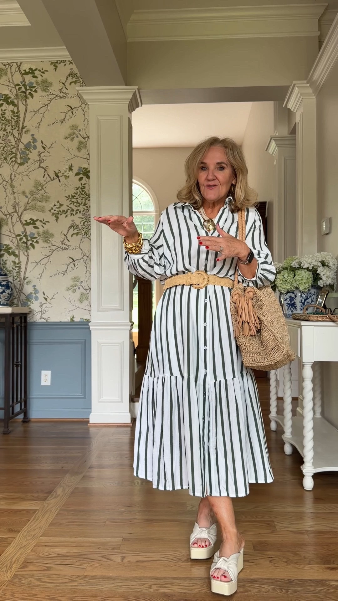 Sized down to a .5 

The relaxed silhouette of this striped dress is easy and comfortable on its own, but adding a woven belt creates shape and gives the whole look a polished feel.

 #LTKootd #LTKSeasonal #LTKSaleAlert