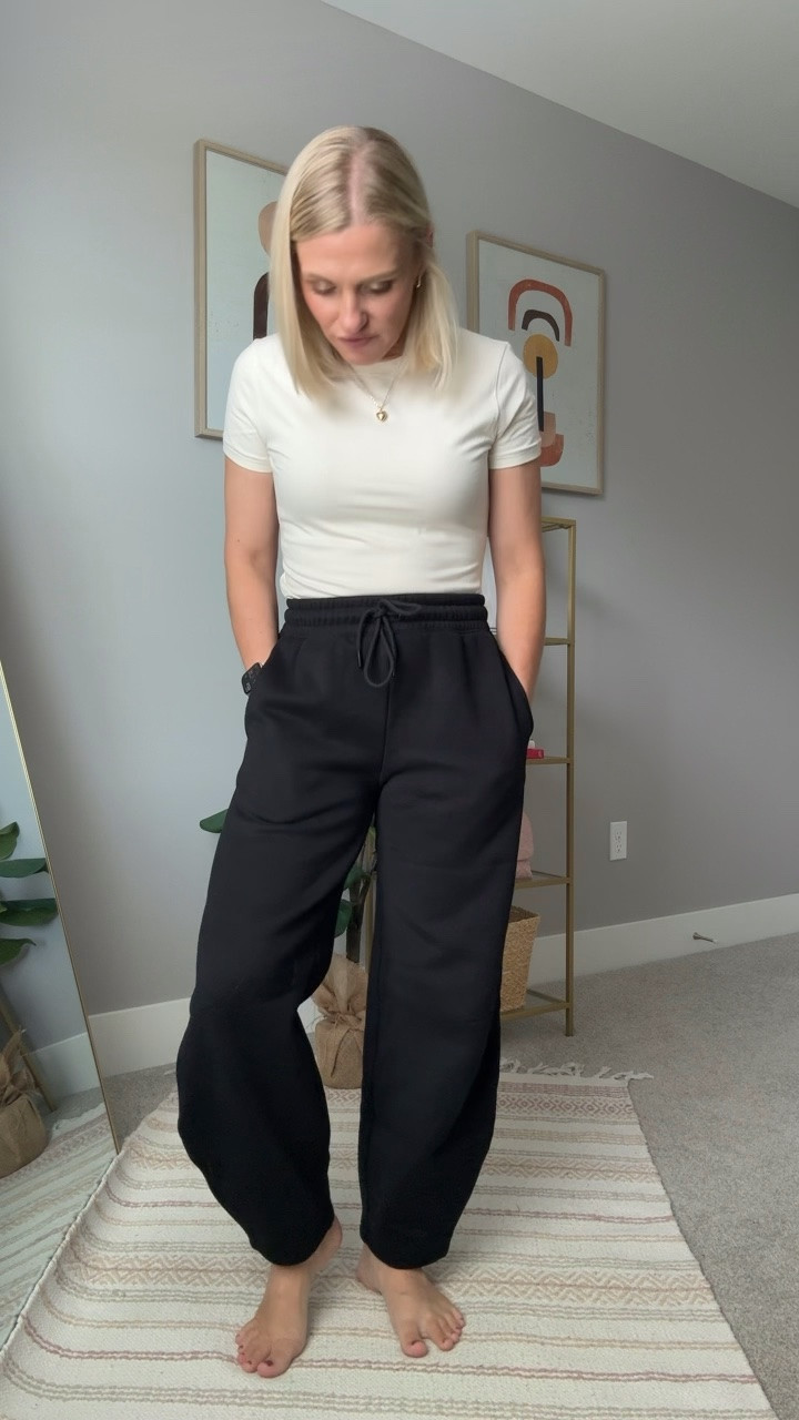 Barrel leg sweatpants from @Quince. I am wearing them in an xs/short.

#LTKPetite #LTKOver40 #LTKSeasonal