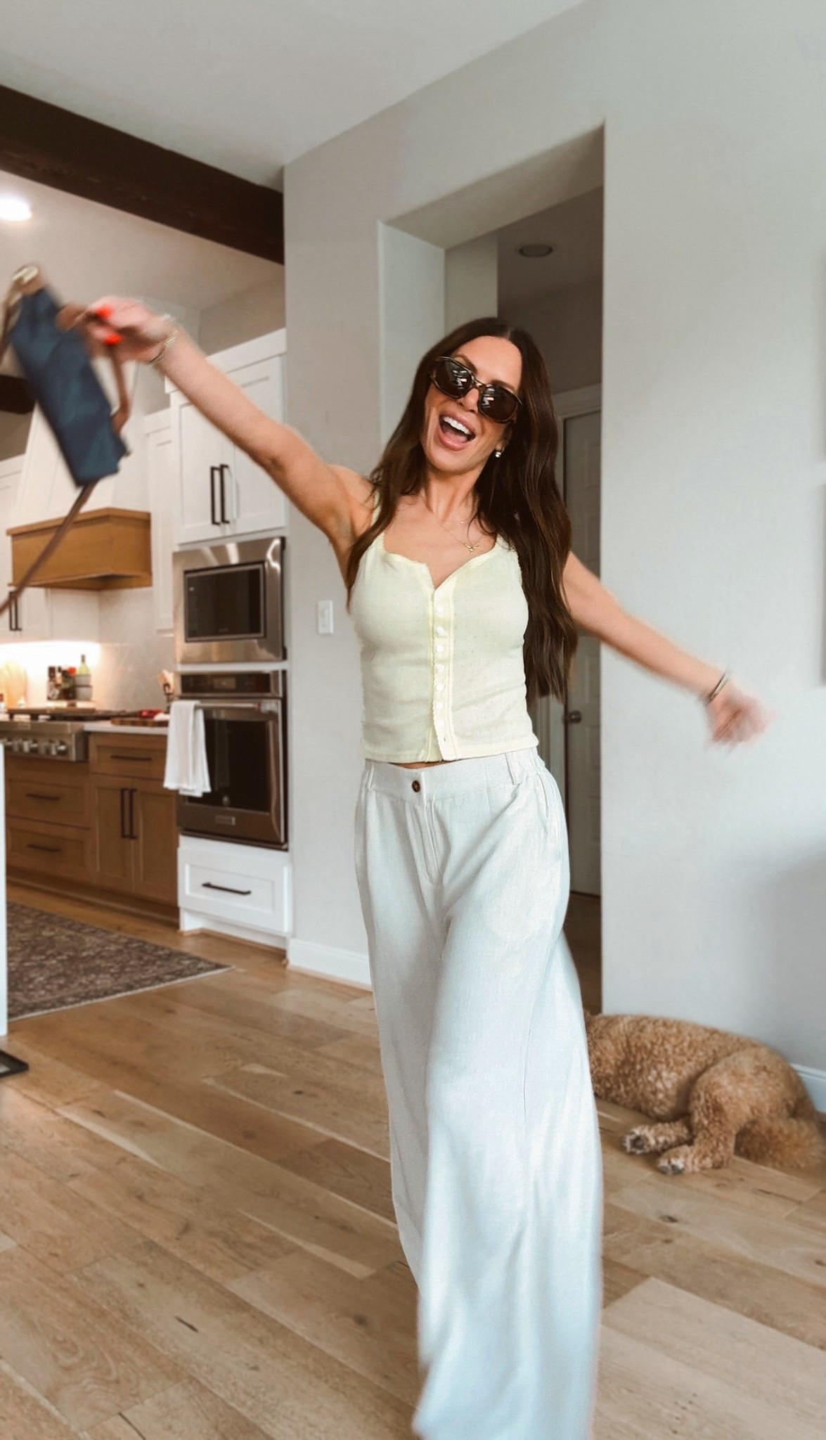 Super easy spring outfit idea 
5’6” 1/2 - 130
Top: small
Pants: (khaki) medium (I sized up for more oversized fit. Fit true to size if you don’t want baggy)
#amazonfashion #springoutfit 


#LTKgrwm #LTKootd #LTKOver40