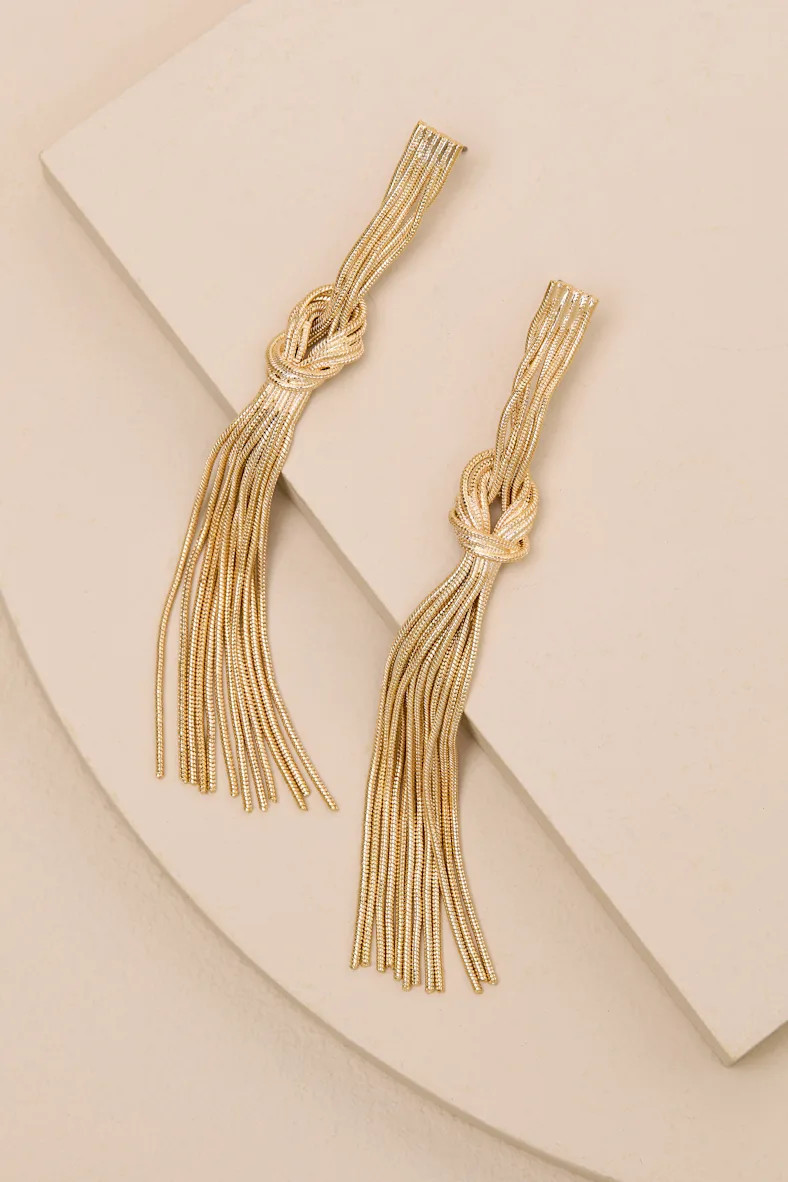 Vamika Gold Knotted Chain Drop Earrings | Lulus