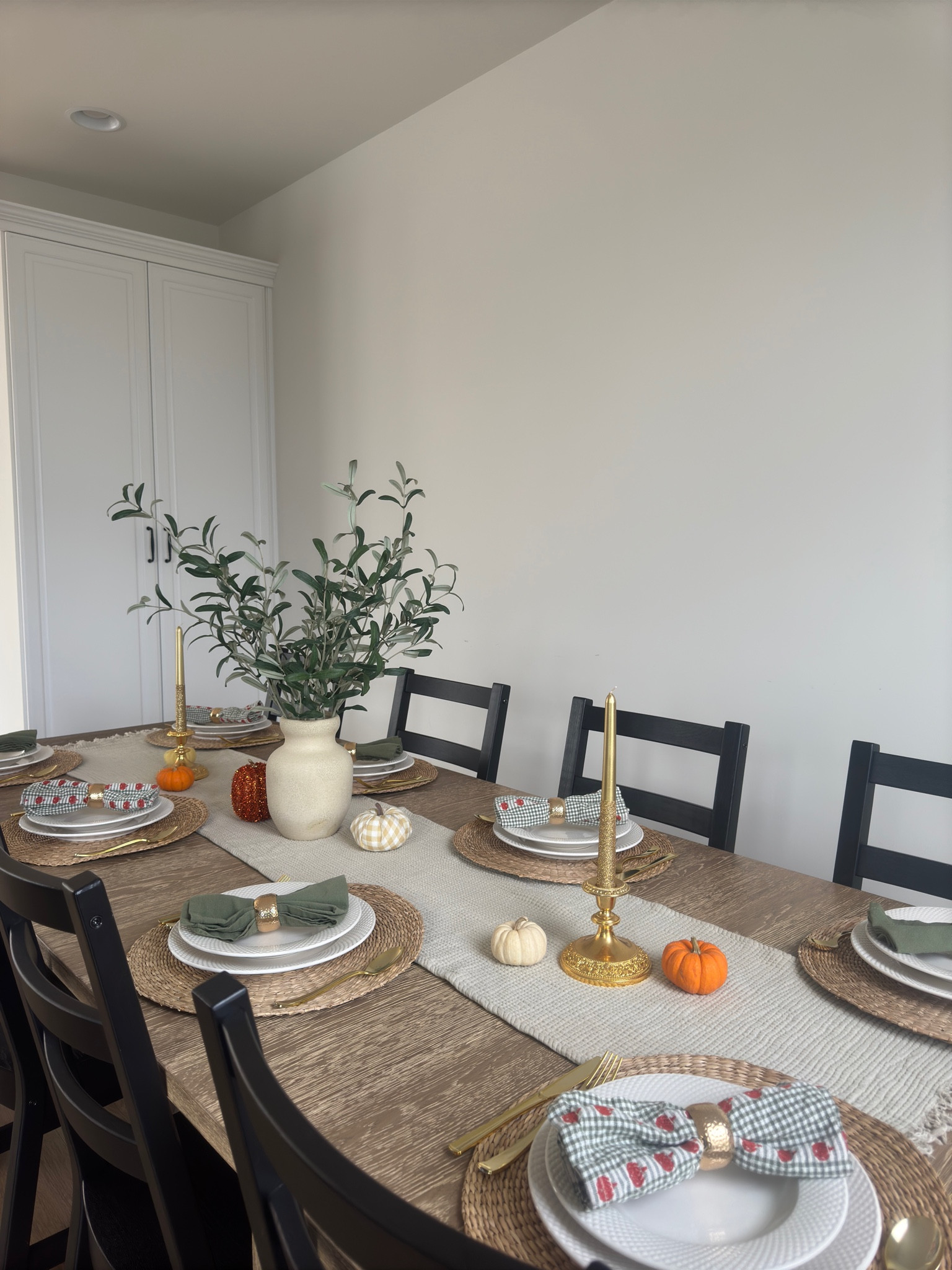 Friendsgiving dinning table set up 

#LTKHoliday #LTKSeasonal #LTKParties