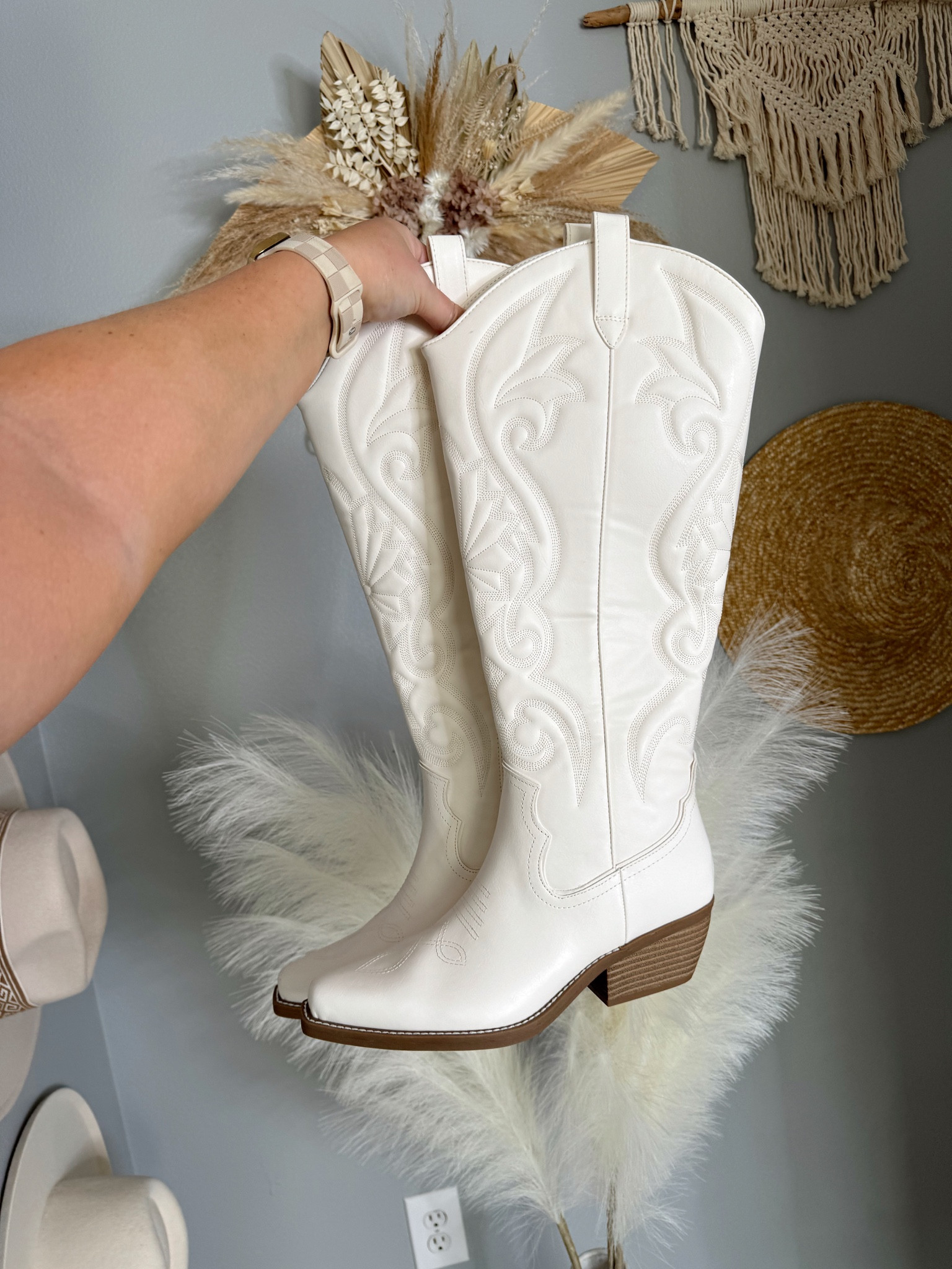 Wide calf cowgirl boots 🤠 Target new shoe arrivals for Fall. Also comes in black 🖤

#LTKStyleTip #LTKFindsUnder50 #LTKShoeCrush