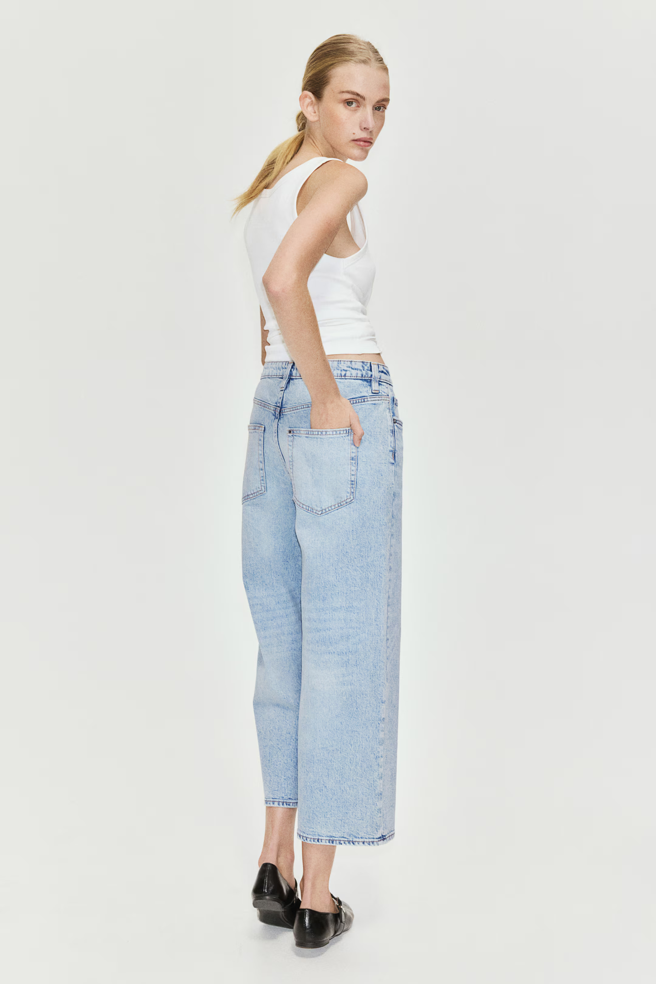 High Rise Wide Leg Cropped Jeans - Light denim blue - Ladies | H&M US | H&M (US + CA)