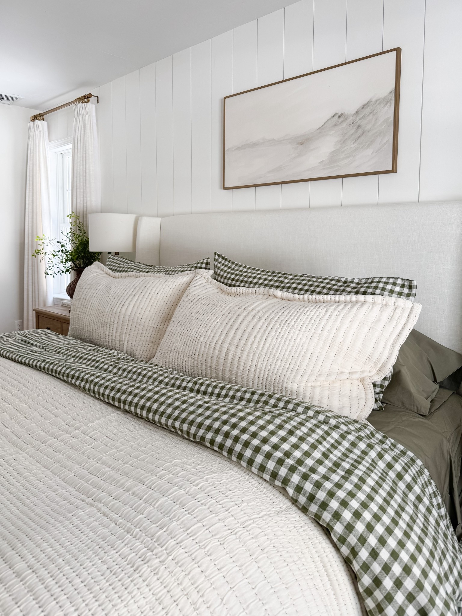 @onequince offers high quality products at an affordable price. I love their use of premium and organic materials.  Our new checkered linen duvet, cozy coverlet and percale sheets are so perfect, especially if you’re a hot sleeper!

#quincepartner 

#LTKHome
