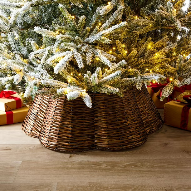 Member's Mark Scalloped Wicker Tree Collar | Sam's Club