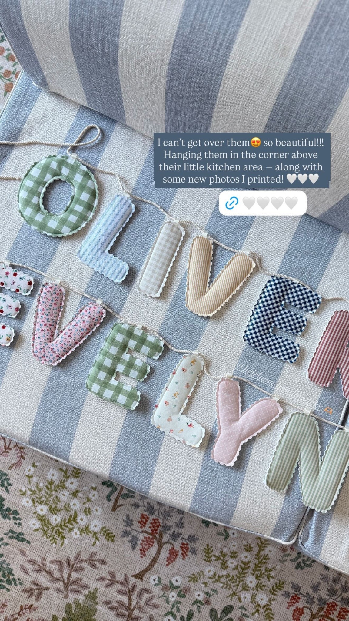 I can’t get over them😍 so beautiful!!! Hanging them in the corner above their little kitchen area — along with some new photos I printed! 🤍🤍🤍 @heirloom.handmadeky 🫶🏼