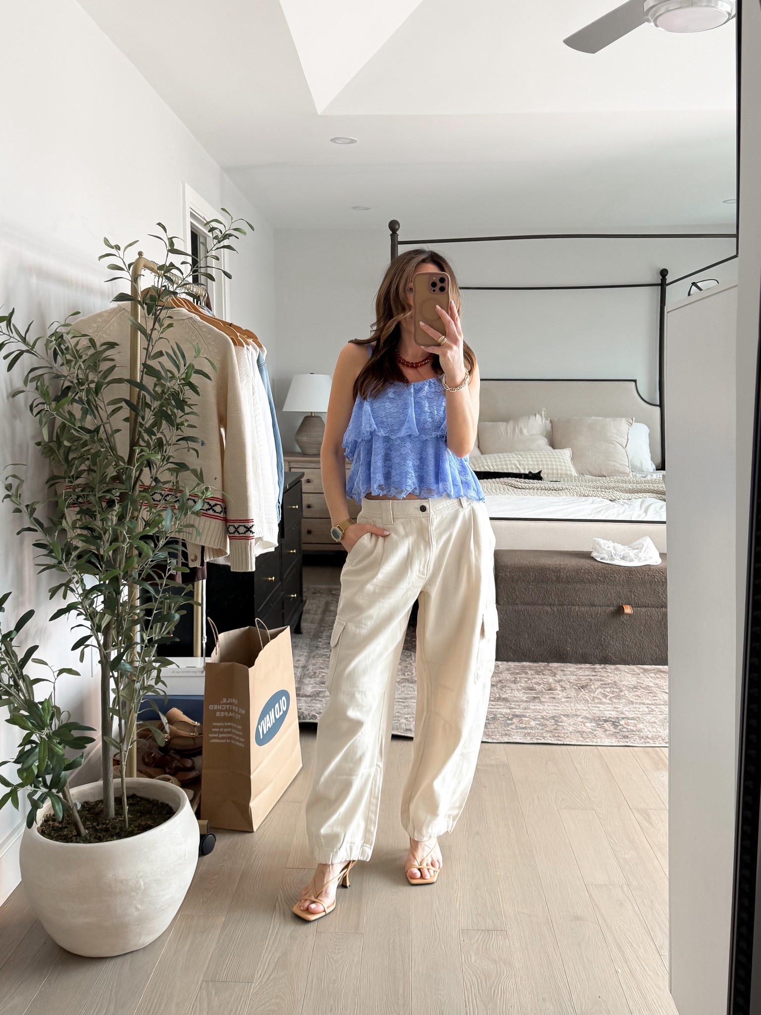 These are the best pants! Wearing small petite. Top is XS petite 
 

#LTKSeasonal #LTKgrwm #LTKSaleAlert