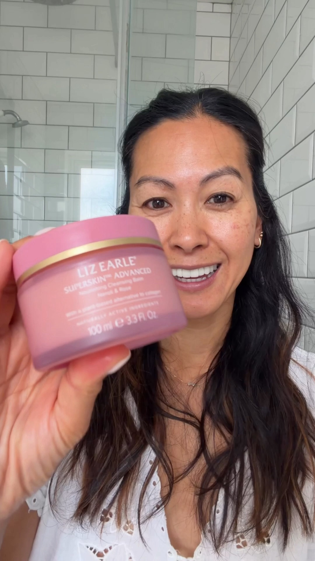 One of the best skincare switches I’ve made this year 🩷
As my skin has changed over the years, I’ve found myself reaching for products that feel nourishing, comforting, and genuinely supportive of what my skin needs now.
The Liz Earle Superskin Neroli & Rose Cleansing Balm has become such a lovely part of my routine. It removes makeup beautifully, leaves my skin feeling soft and hydrated, and never gives me that tight, stripped feeling afterwards. At 49, I’m all about healthy, glowing skin, and sometimes the simplest changes make the biggest difference 🫶