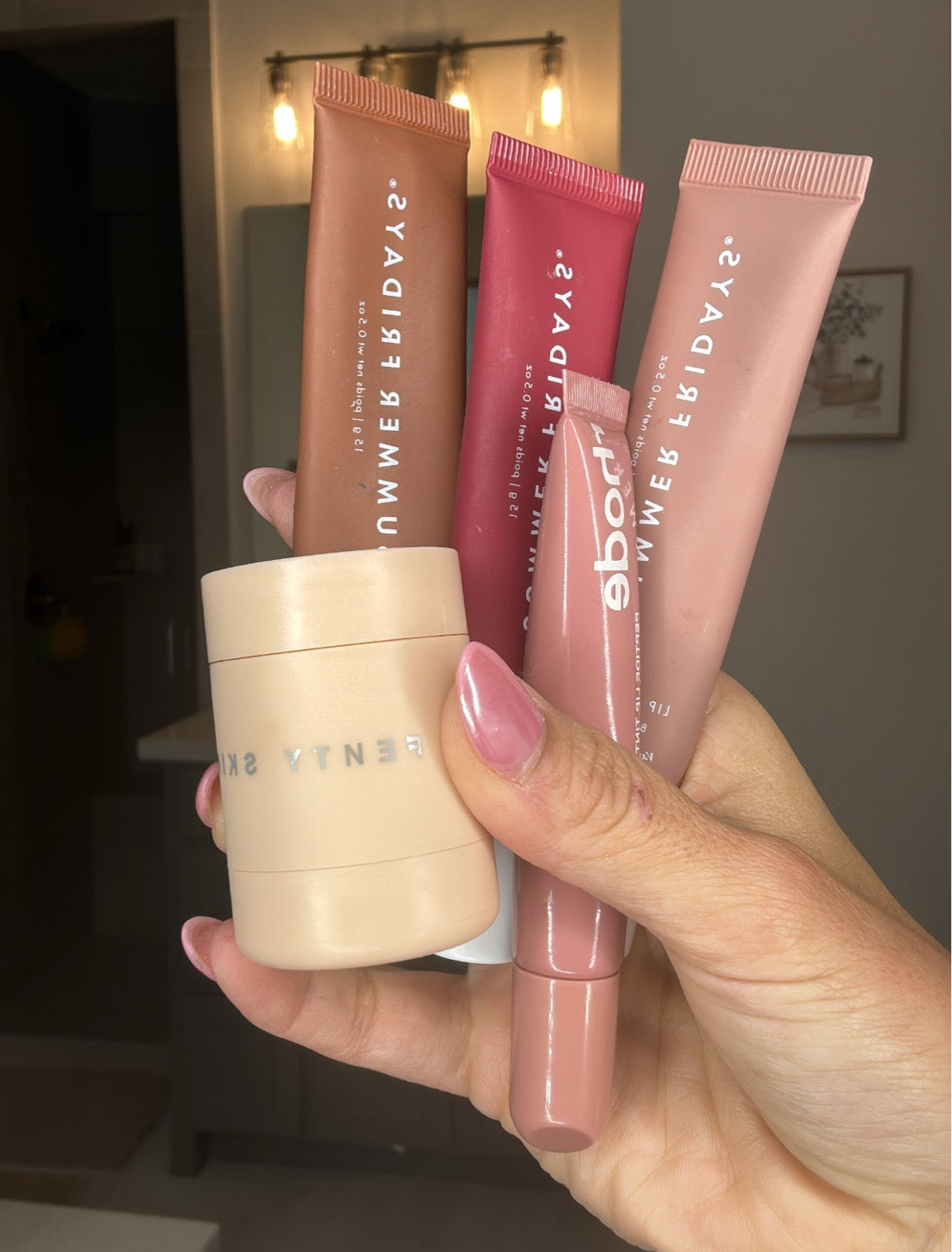 Lip treatments I love #sephorasale

Lip, skincare, sephora 