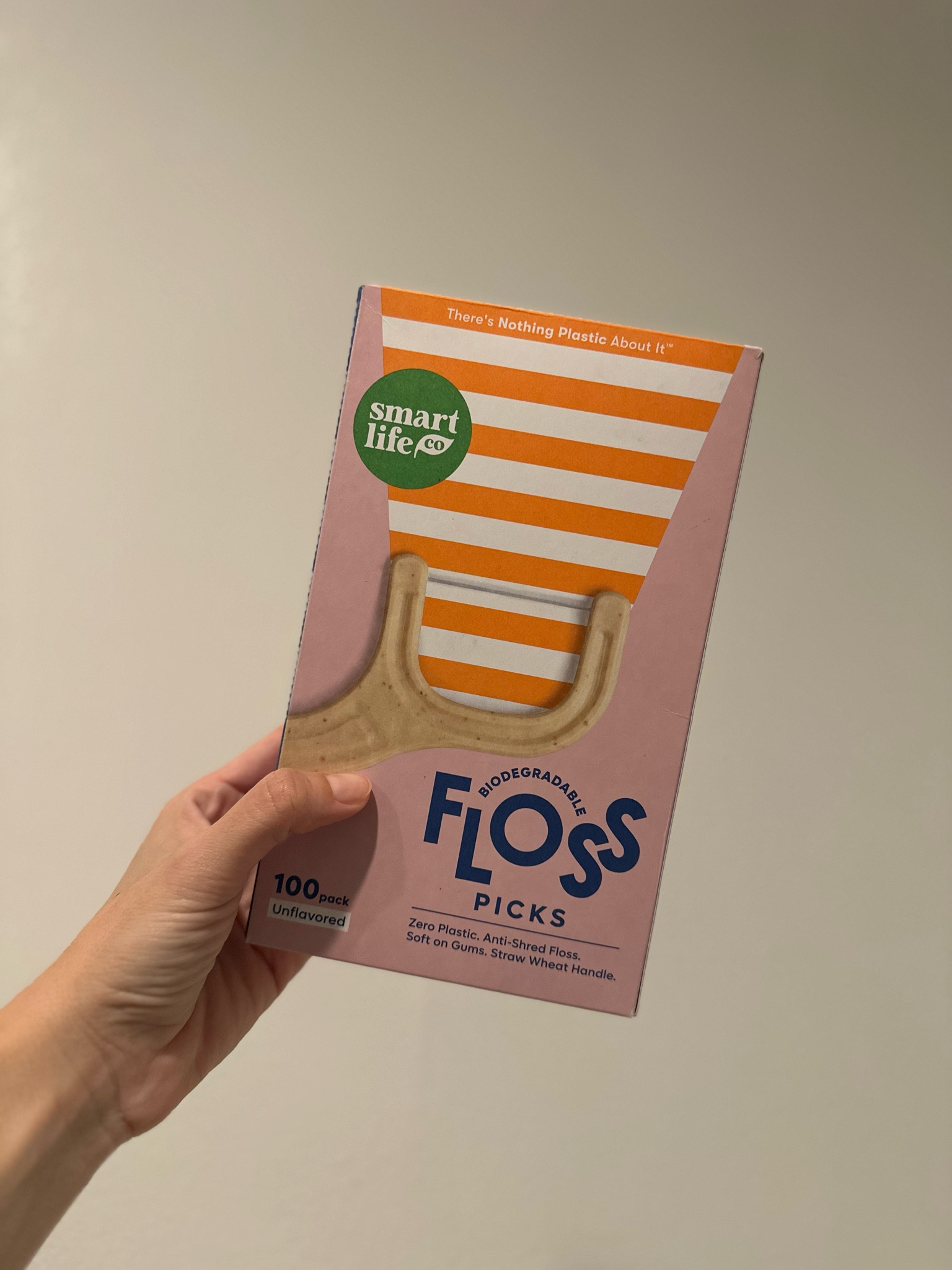 Nontoxic floss sticks • Nontoxic finds on Amazon

#LTKFindsUnder50 #LTKFamily #LTKBeauty