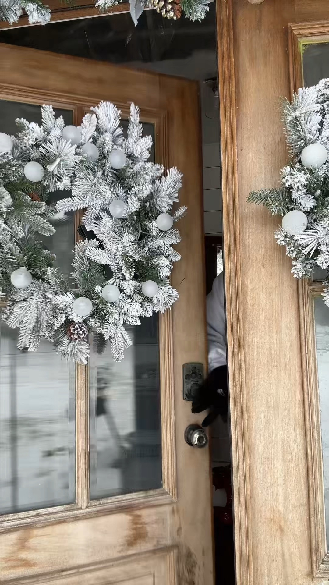 Texas snow day made easy with this Comfrt zip up hoodie! 

#LTKOver40 #LTKSeasonal #LTKMidsize