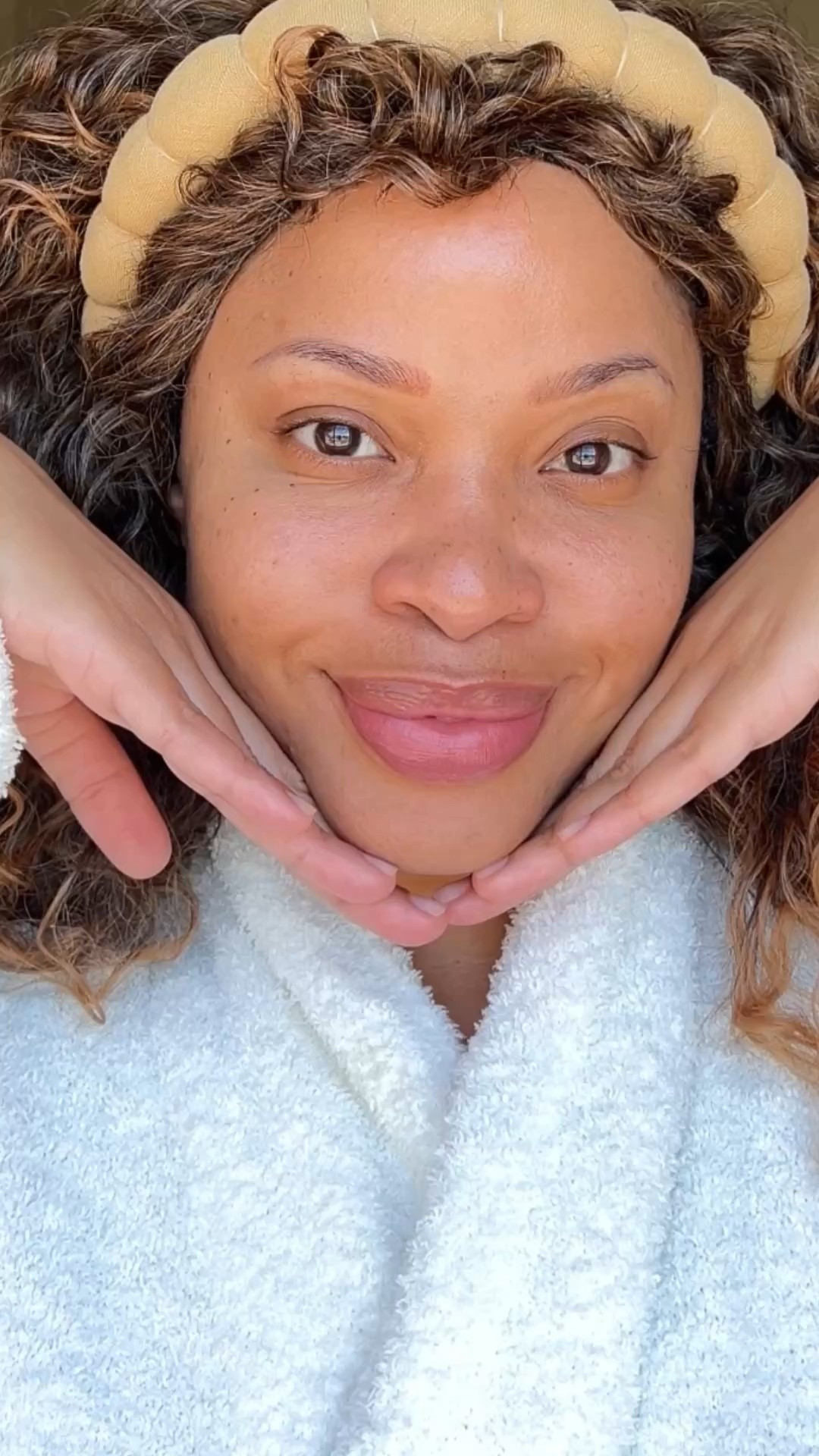 This 5 minute skincare routine helped me get glass skin. It’s quick simple and gives my skin that glow even on no makeup days. Everything I used is linked for you in case you want to try it too.

#LTKBeauty
