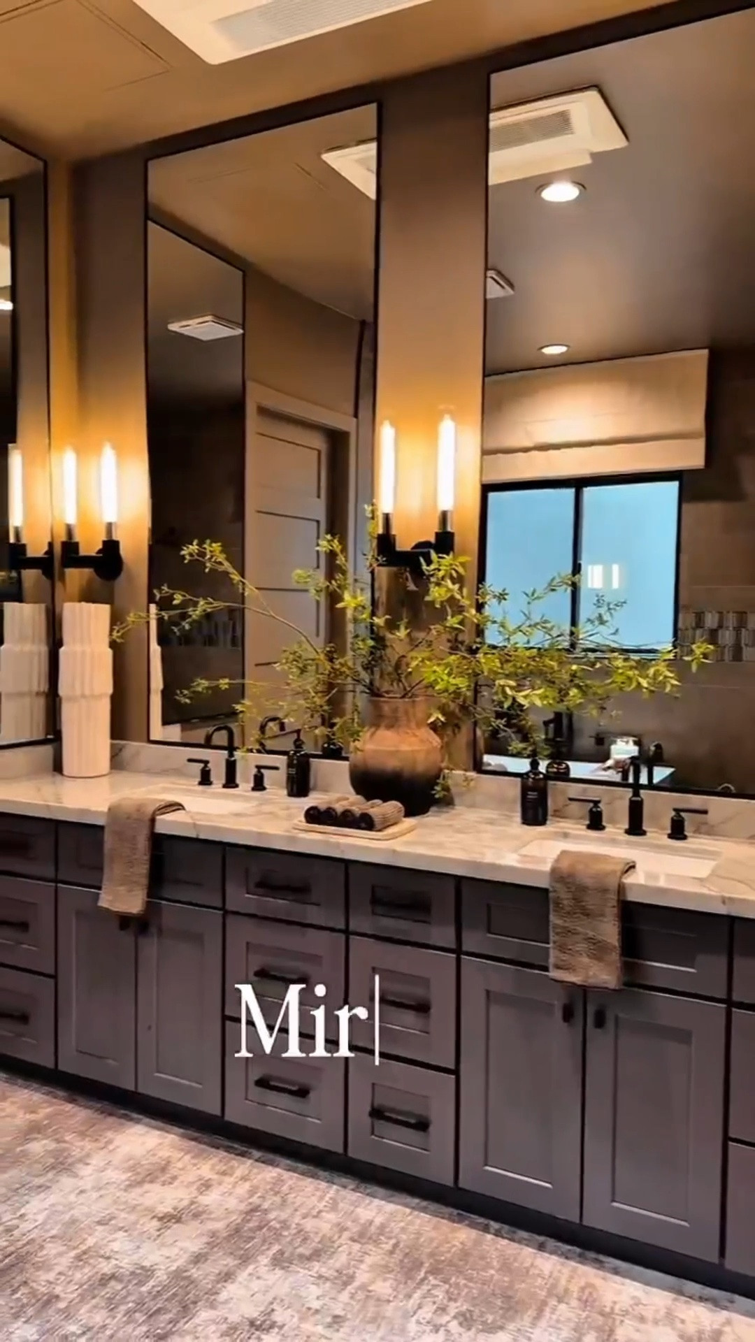 Mirrors are one of my favorite design tricks to make a space feel larger, brighter, and more elevated ✨ 

They reflect light, add depth, and instantly make a room feel more finished. Don’t be afraid to go big oversized mirrors almost always look better and make the biggest impact. 💥 

Sharing a few of my favorite affordable mirrors that give that designer look without the designer price 🤍 

——-
affordable mirrors large mirrors floor mirrors arch mirrors modern home decor


Summerthompsonstyles

#LTKHome #LTKU #LTKdayinmylife
