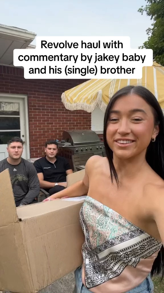 Revolve Haul with my boyfriend & his brother 🫶🏼

#revolve #revolvehaul 

#LTKstyletip #LTKFind #LTKunder100