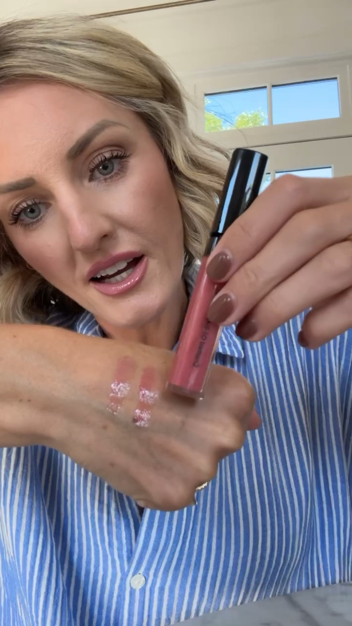 The prettiest color 😍

Loverly Grey, NSALE, Nordstrom sale, beauty finds 

#LTKBeauty #LTKStyleTip #LTKSaleAlert